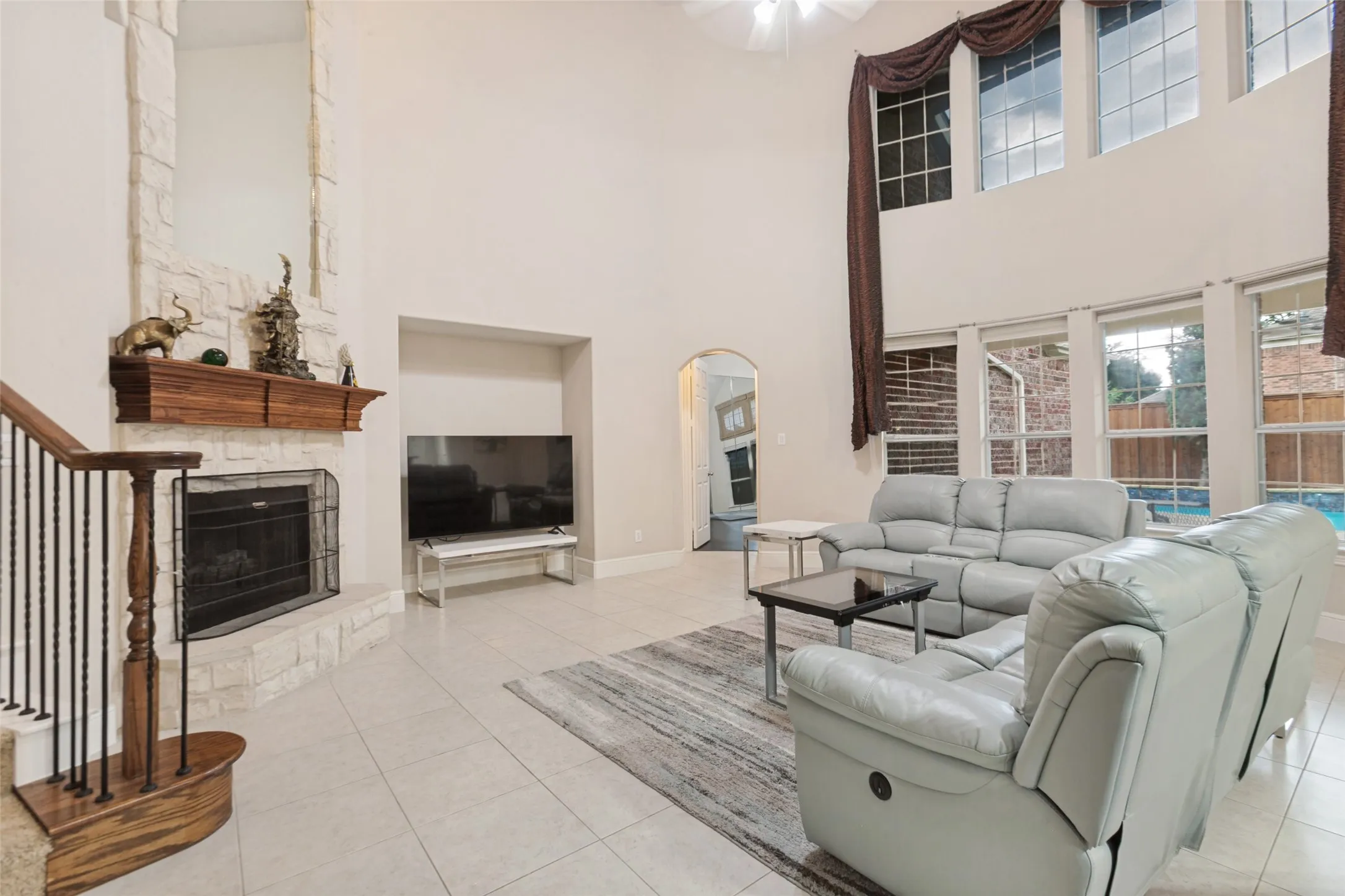 Single Family Residence For Sale in Collin County , 508 Wentworth Lane, Murphy, Texas 75094, 5 Bedroom, 4 Bathroom, 2 Garage spaces, 4,861 Sqft, built in 2006, mls#21383949, Real Estate Agent in Murphy, Homes For Sale in Collin county, Homes For Sale in Murphy, Realtor in Murphy Texas, Real Estate Brokerage Independent Realty Texas, Luminita Cordes Realtor