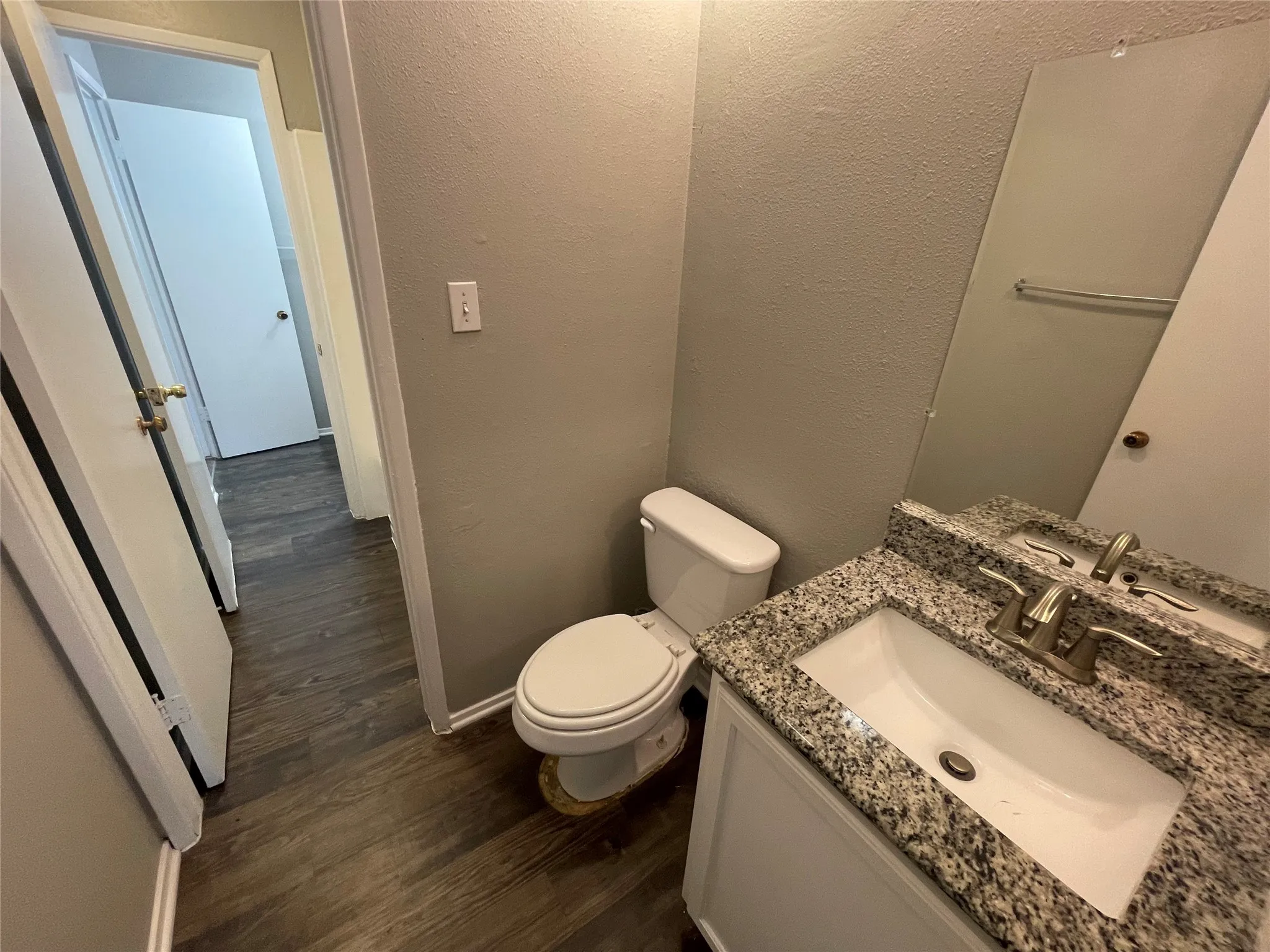 Single Family Residence For Sale in Dallas County , 3602 Norma Drive, Garland, Texas 75042, 3 Bedroom, 2 Bathroom, 1 Garage spaces, 1,200 Sqft, built in 1960, mls#21383952, Real Estate Agent in Garland, Homes For Sale in Dallas county, Homes For Sale in Garland, Realtor in Garland Texas, Real Estate Brokerage Independent Realty Texas, Luminita Cordes Realtor