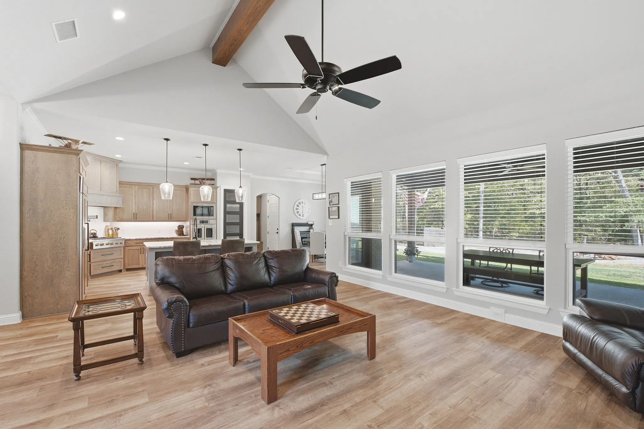 Single Family Residence For Sale in Hunt County , 6707 Anchor Point, Quinlan, Texas 75474, 4 Bedroom, 4 Bathroom, 2 Garage spaces, 3,730 Sqft, built in 2022, mls#21382701, Real Estate Agent in Quinlan, Homes For Sale in Hunt county, Homes For Sale in Quinlan, Realtor in Quinlan Texas, Real Estate Brokerage Independent Realty Texas, Luminita Cordes Realtor