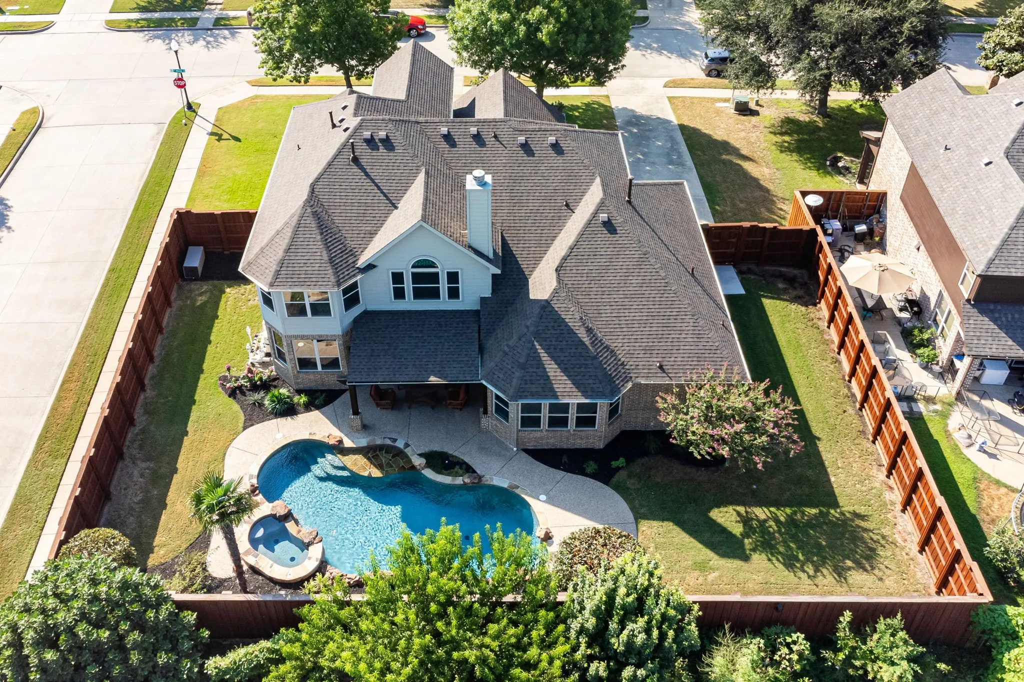 Single Family Residence For Sale in Collin County , 613 Maize Road, Murphy, Texas 75094, 5 Bedroom, 4 Bathroom, 3 Garage spaces, 3,776 Sqft, built in 2007, mls#21382681, Real Estate Agent in Murphy, Homes For Sale in Collin county, Homes For Sale in Murphy, Realtor in Murphy Texas, Real Estate Brokerage Independent Realty Texas, Luminita Cordes Realtor