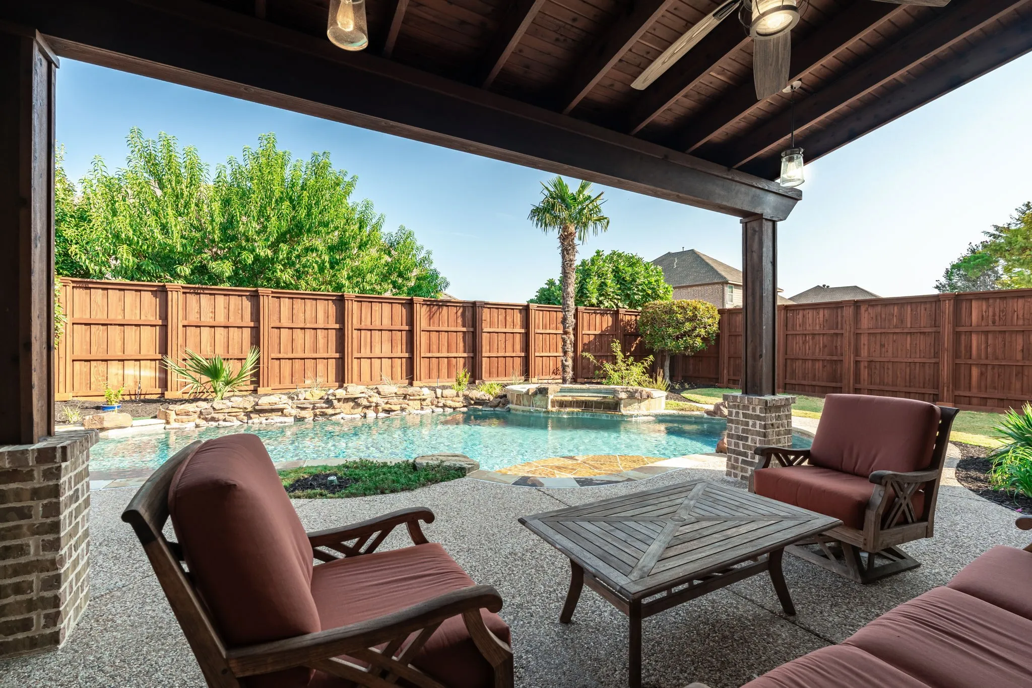 Single Family Residence For Sale in Collin County , 613 Maize Road, Murphy, Texas 75094, 5 Bedroom, 4 Bathroom, 3 Garage spaces, 3,776 Sqft, built in 2007, mls#21382681, Real Estate Agent in Murphy, Homes For Sale in Collin county, Homes For Sale in Murphy, Realtor in Murphy Texas, Real Estate Brokerage Independent Realty Texas, Luminita Cordes Realtor