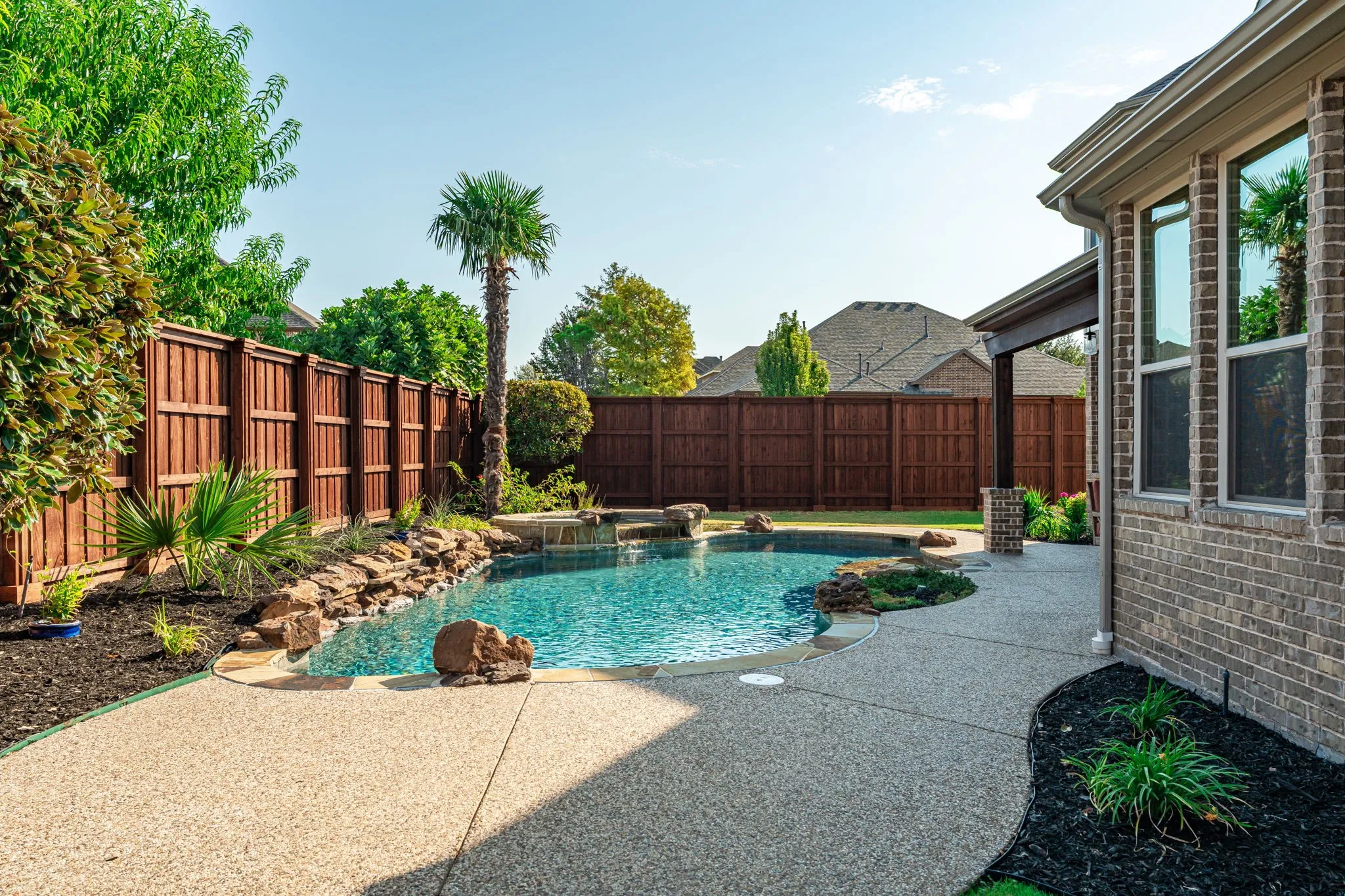 Single Family Residence For Sale in Collin County , 613 Maize Road, Murphy, Texas 75094, 5 Bedroom, 4 Bathroom, 3 Garage spaces, 3,776 Sqft, built in 2007, mls#21382681, Real Estate Agent in Murphy, Homes For Sale in Collin county, Homes For Sale in Murphy, Realtor in Murphy Texas, Real Estate Brokerage Independent Realty Texas, Luminita Cordes Realtor