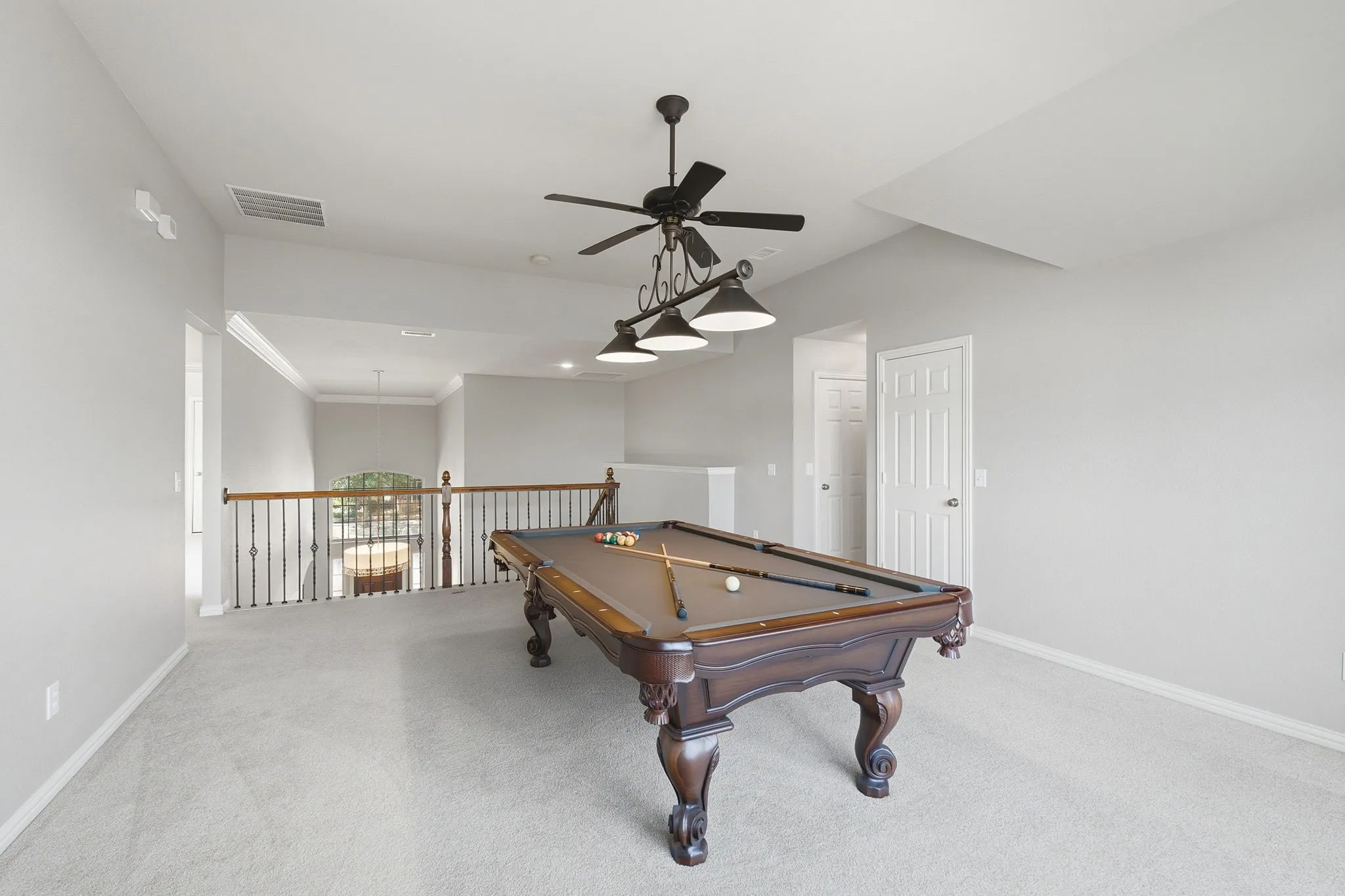 Single Family Residence For Sale in Collin County , 613 Maize Road, Murphy, Texas 75094, 5 Bedroom, 4 Bathroom, 3 Garage spaces, 3,776 Sqft, built in 2007, mls#21382681, Real Estate Agent in Murphy, Homes For Sale in Collin county, Homes For Sale in Murphy, Realtor in Murphy Texas, Real Estate Brokerage Independent Realty Texas, Luminita Cordes Realtor