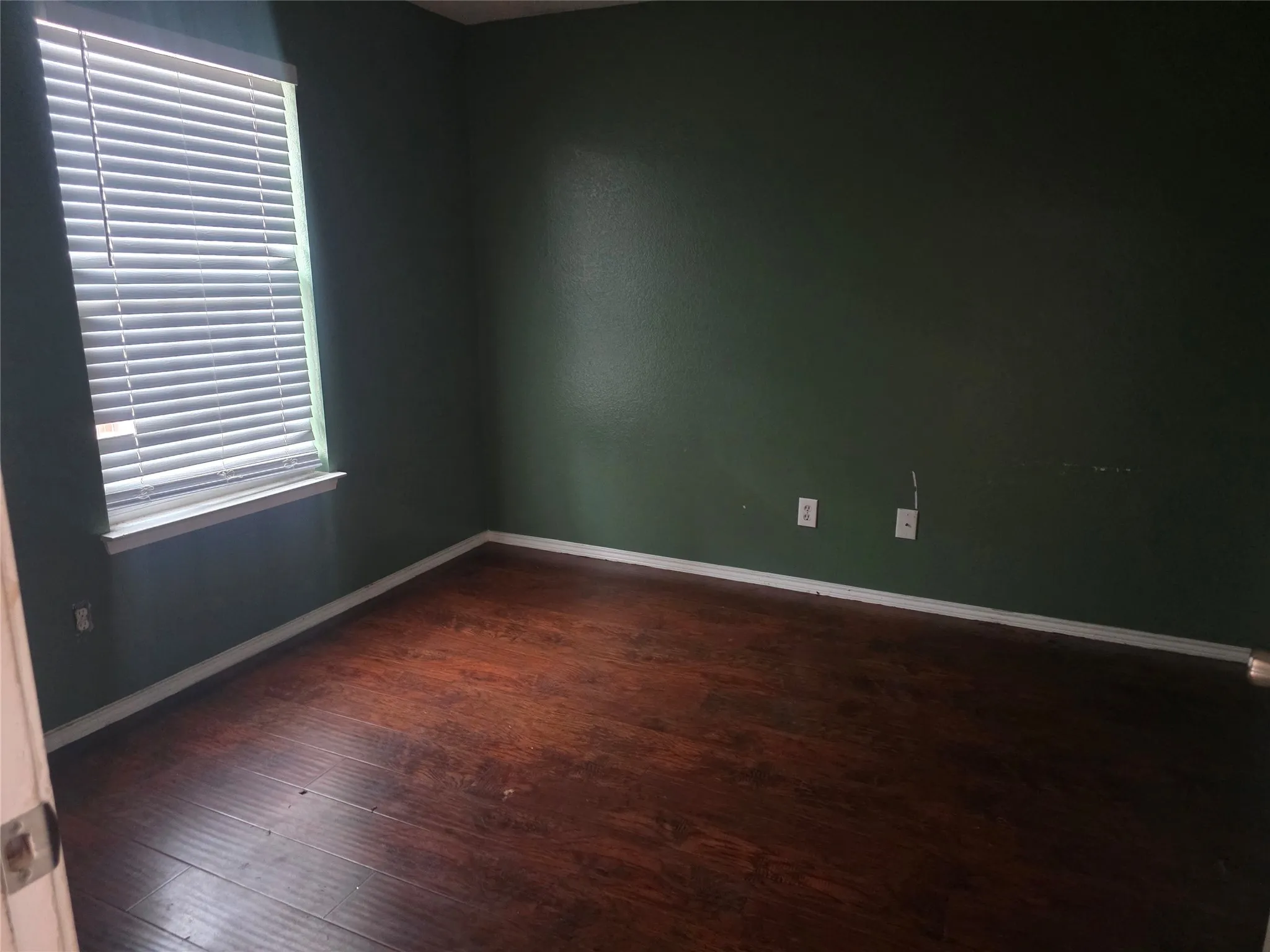 Single Family Residence For Rent in Tarrant County , 3315 Desert Sage, Grand Prairie, Texas 75052, 4 Bedroom, 2 Bathroom, 2 Garage spaces, 2,220 Sqft, built in 2003, mls#21383962, Real Estate Agent in Grand Prairie, Homes For Rent in Tarrant county, Homes For Rent in Grand Prairie, Realtor in Grand Prairie Texas, Real Estate Brokerage Independent Realty Texas, Luminita Cordes Realtor