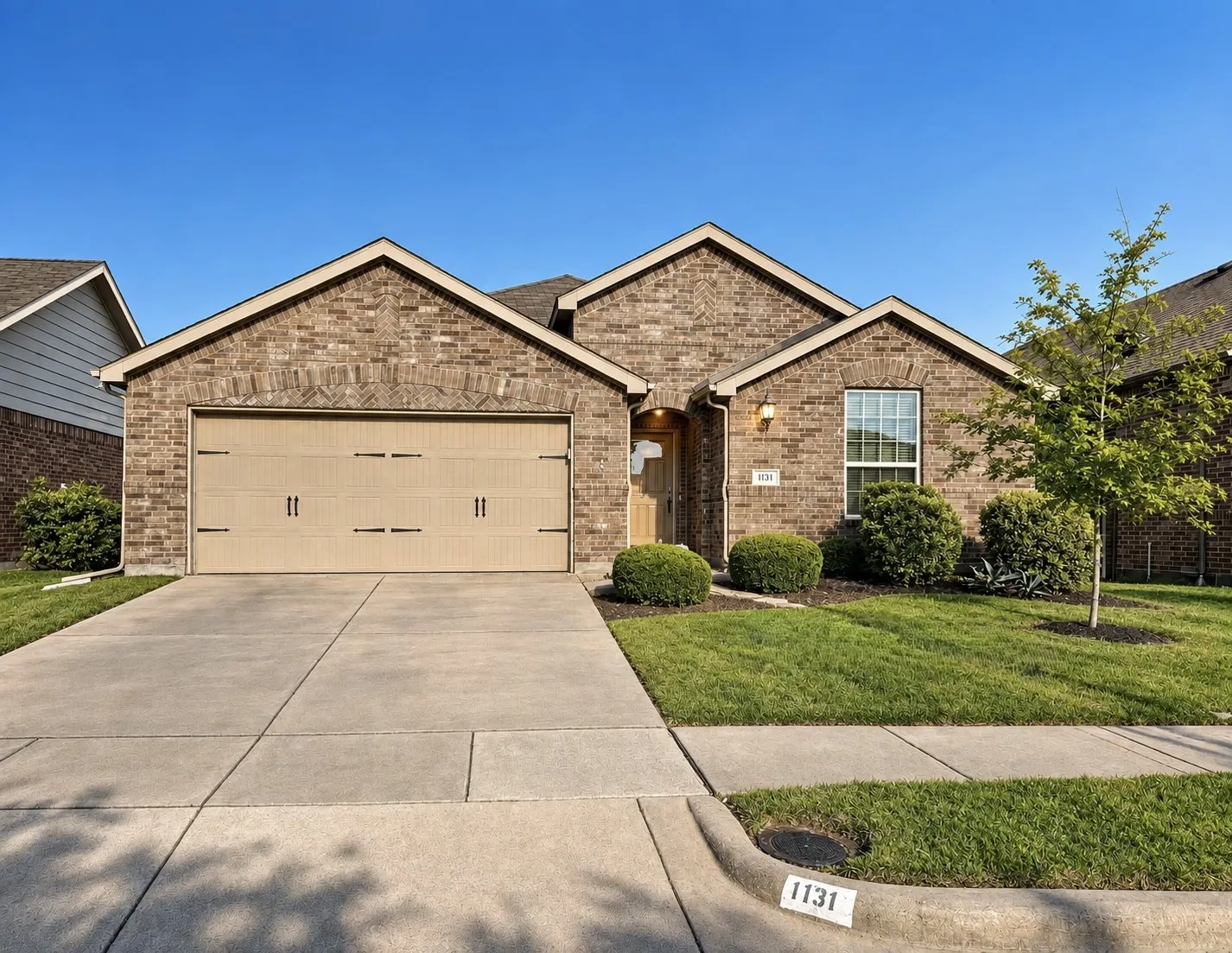 Single Family Residence For Sale in Kaufman County , 1131 Grimes Drive, Forney, Texas 75126, 4 Bedroom, 2 Bathroom, 2 Garage spaces, 2,200 Sqft, built in 2019, mls#21383934, Real Estate Agent in Forney, Homes For Sale in Kaufman county, Homes For Sale in Forney, Realtor in Forney Texas, Real Estate Brokerage Independent Realty Texas, Luminita Cordes Realtor