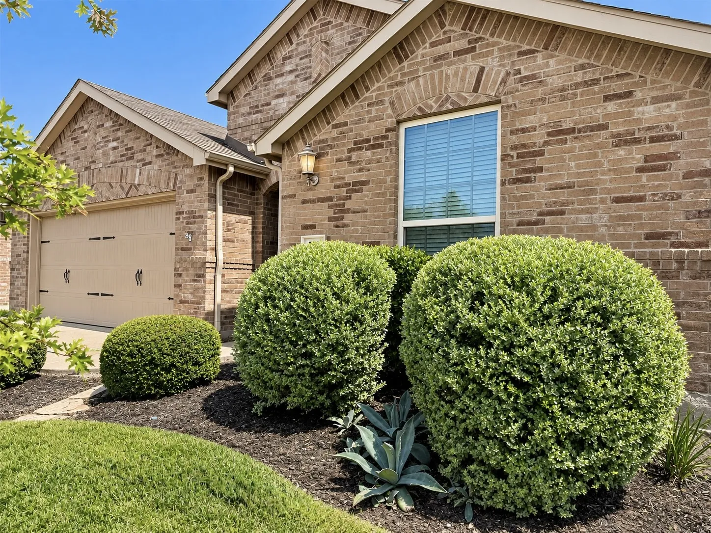 Single Family Residence For Sale in Kaufman County , 1131 Grimes Drive, Forney, Texas 75126, 4 Bedroom, 2 Bathroom, 2 Garage spaces, 2,200 Sqft, built in 2019, mls#21383934, Real Estate Agent in Forney, Homes For Sale in Kaufman county, Homes For Sale in Forney, Realtor in Forney Texas, Real Estate Brokerage Independent Realty Texas, Luminita Cordes Realtor