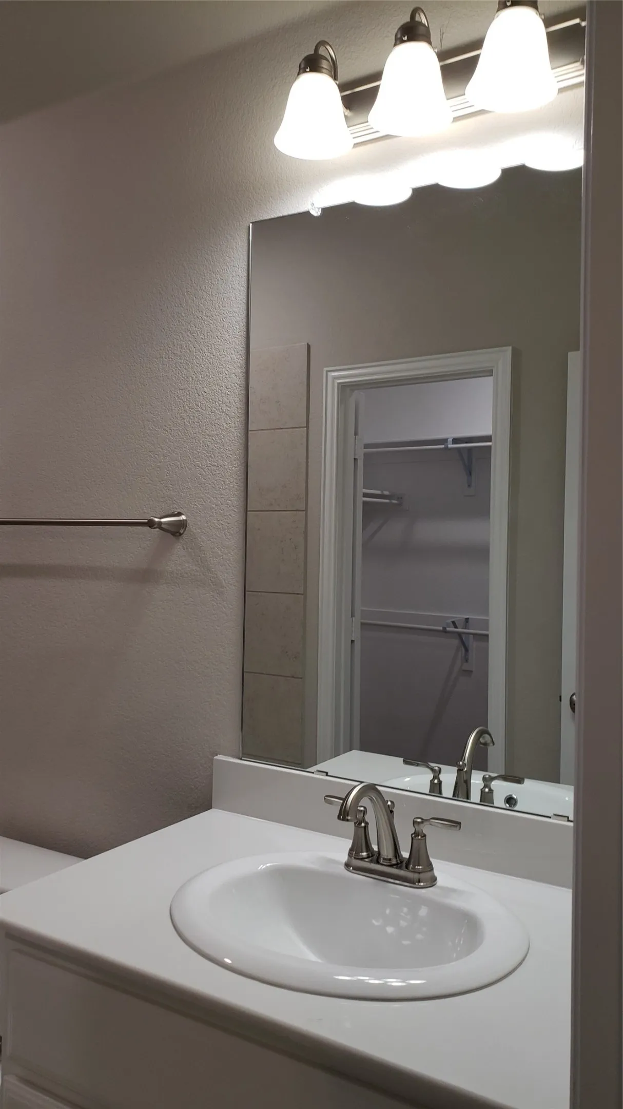Single Family Residence For Rent in Hunt County , 1412 Brindle Drive, Greenville, Texas 75402, 4 Bedroom, 2 Bathroom, 2 Garage spaces, 1,473 Sqft, built in 2022, mls#21383967, Real Estate Agent in Greenville, Homes For Rent in Hunt county, Homes For Rent in Greenville, Realtor in Greenville Texas, Real Estate Brokerage Independent Realty Texas, Luminita Cordes Realtor