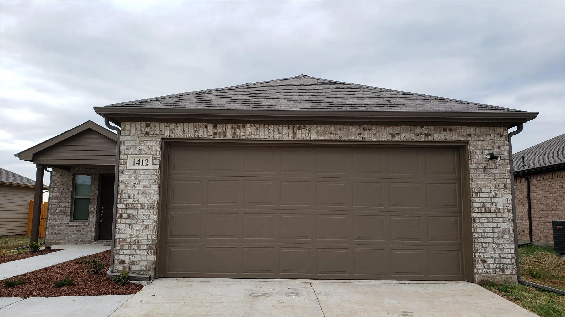 Single Family Residence For Rent in Hunt County , 1412 Brindle Drive, Greenville, Texas 75402, 4 Bedroom, 2 Bathroom, 2 Garage spaces, 1,473 Sqft, built in 2022, mls#21383967, Real Estate Agent in Greenville, Homes For Rent in Hunt county, Homes For Rent in Greenville, Realtor in Greenville Texas, Real Estate Brokerage Independent Realty Texas, Luminita Cordes Realtor