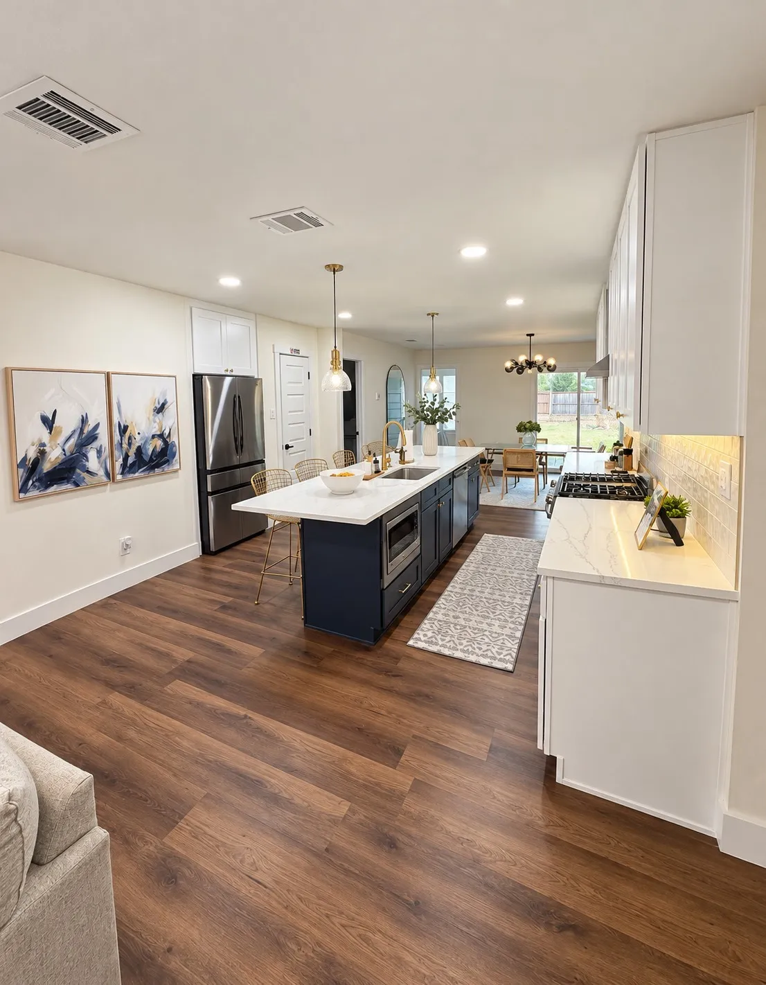 Single Family Residence For Sale in Tarrant County , 129 S Roberts Cut Off Road, Fort Worth, Texas 76114, 6 Bedroom, 3 Bathroom, Garage spaces, 2,033 Sqft, built in 1952, mls#21383968, Real Estate Agent in Fort Worth, Homes For Sale in Tarrant county, Homes For Sale in Fort Worth, Realtor in Fort Worth Texas, Real Estate Brokerage Independent Realty Texas, Luminita Cordes Realtor
