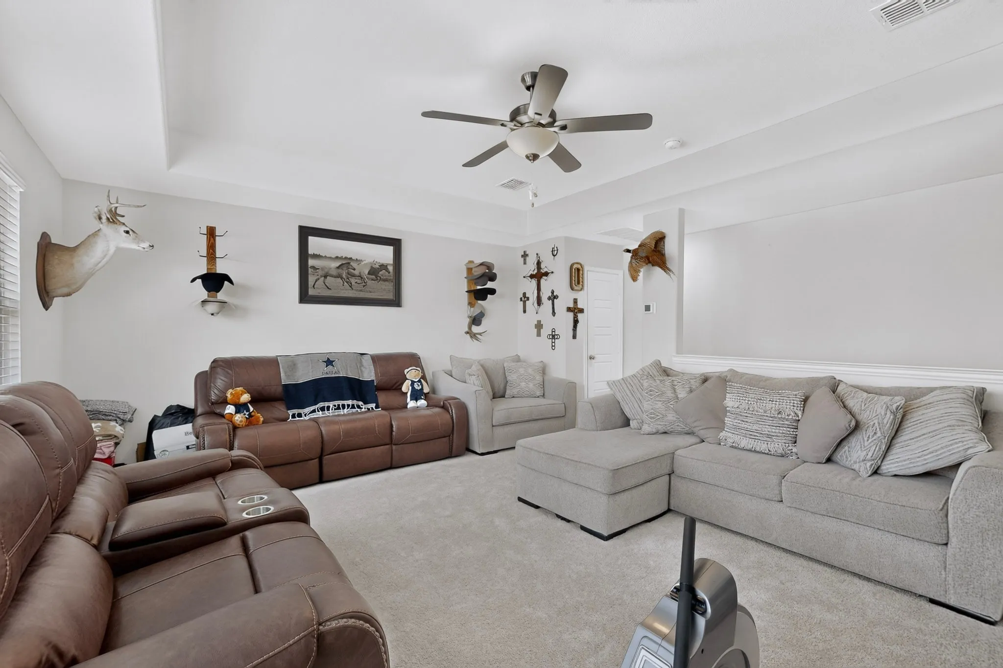 Single Family Residence For Sale in Kaufman County , 1794 Gleasondale Place, Forney, Texas 75126, 4 Bedroom, 3 Bathroom, 2 Garage spaces, 2,499 Sqft, built in 2023, mls#21383923, Real Estate Agent in Forney, Homes For Sale in Kaufman county, Homes For Sale in Forney, Realtor in Forney Texas, Real Estate Brokerage Independent Realty Texas, Luminita Cordes Realtor