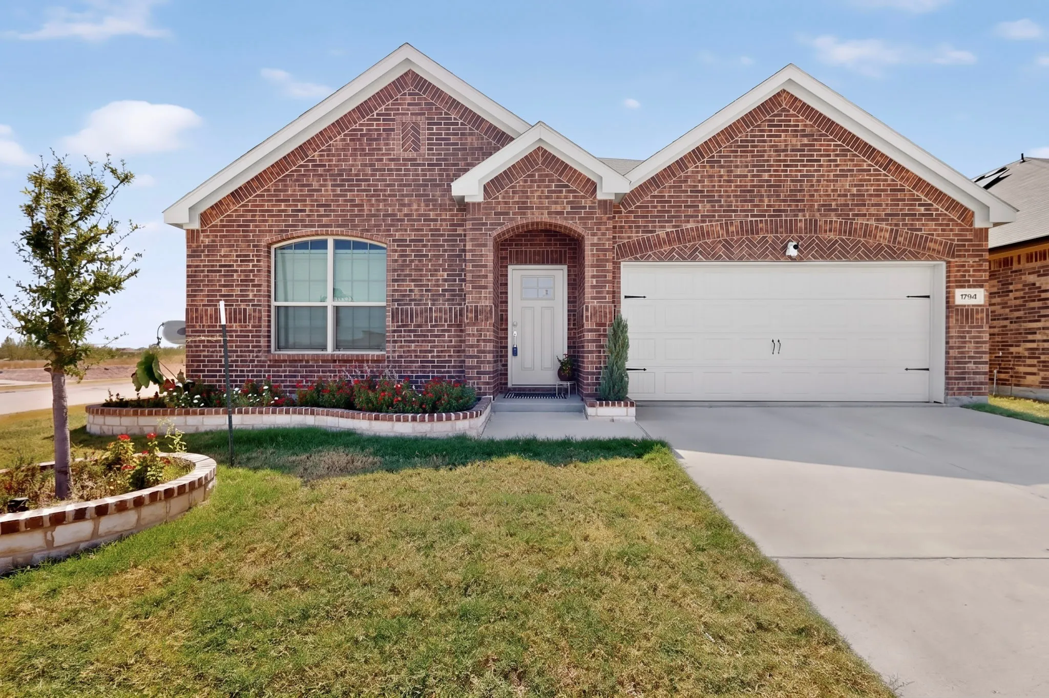 Single Family Residence For Sale in Kaufman County , 1794 Gleasondale Place, Forney, Texas 75126, 4 Bedroom, 3 Bathroom, 2 Garage spaces, 2,499 Sqft, built in 2023, mls#21383923, Real Estate Agent in Forney, Homes For Sale in Kaufman county, Homes For Sale in Forney, Realtor in Forney Texas, Real Estate Brokerage Independent Realty Texas, Luminita Cordes Realtor