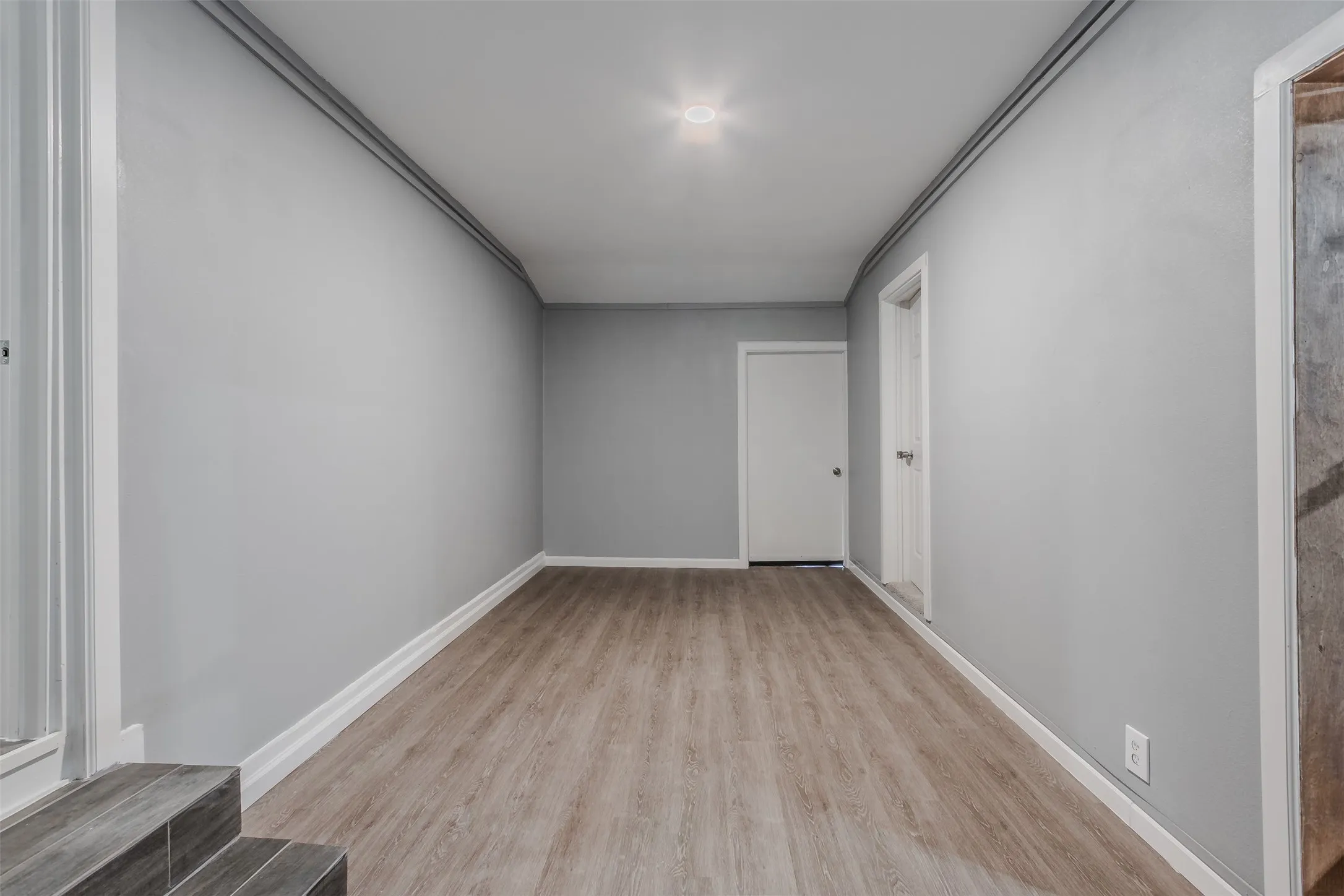 Single Family Residence For Rent in Ellis County , 605 Lloyd, Italy, Texas 76651, 5 Bedroom, 3 Bathroom, 2 Garage spaces, 2,679 Sqft, built in 1944, mls#21383972, Real Estate Agent in Italy, Homes For Rent in Ellis county, Homes For Rent in Italy, Realtor in Italy Texas, Real Estate Brokerage Independent Realty Texas, Luminita Cordes Realtor