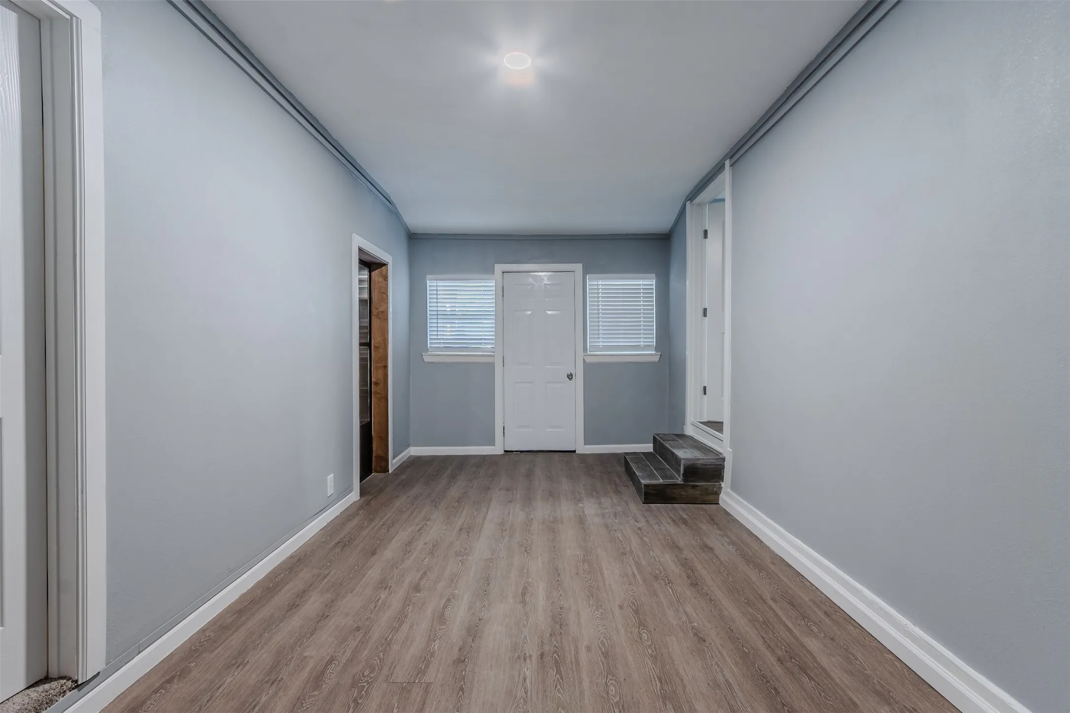 Single Family Residence For Rent in Ellis County , 605 Lloyd, Italy, Texas 76651, 5 Bedroom, 3 Bathroom, 2 Garage spaces, 2,679 Sqft, built in 1944, mls#21383972, Real Estate Agent in Italy, Homes For Rent in Ellis county, Homes For Rent in Italy, Realtor in Italy Texas, Real Estate Brokerage Independent Realty Texas, Luminita Cordes Realtor