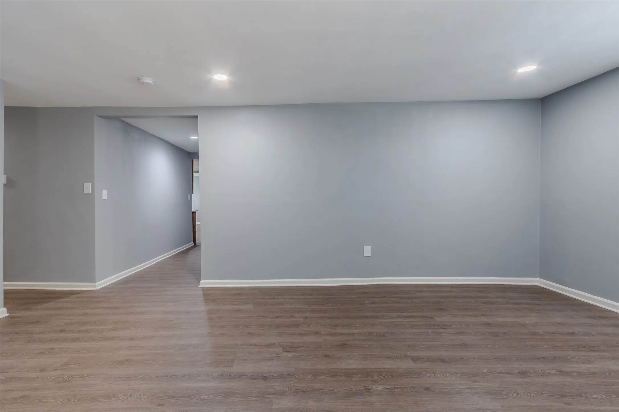 Single Family Residence For Rent in Ellis County , 605 Lloyd, Italy, Texas 76651, 5 Bedroom, 3 Bathroom, 2 Garage spaces, 2,679 Sqft, built in 1944, mls#21383972, Real Estate Agent in Italy, Homes For Rent in Ellis county, Homes For Rent in Italy, Realtor in Italy Texas, Real Estate Brokerage Independent Realty Texas, Luminita Cordes Realtor