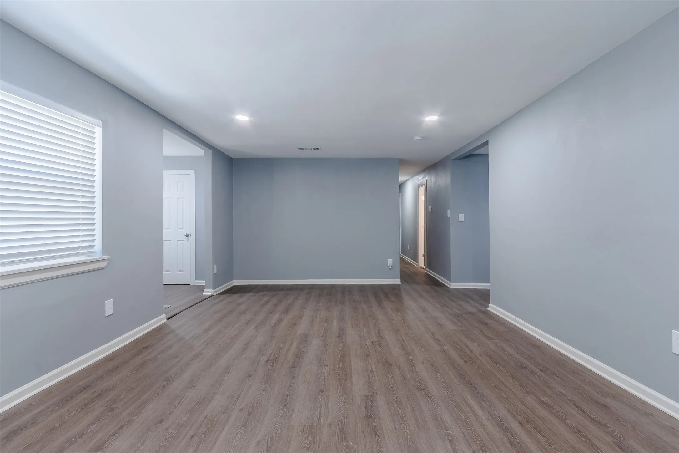 Single Family Residence For Rent in Ellis County , 605 Lloyd, Italy, Texas 76651, 5 Bedroom, 3 Bathroom, 2 Garage spaces, 2,679 Sqft, built in 1944, mls#21383972, Real Estate Agent in Italy, Homes For Rent in Ellis county, Homes For Rent in Italy, Realtor in Italy Texas, Real Estate Brokerage Independent Realty Texas, Luminita Cordes Realtor