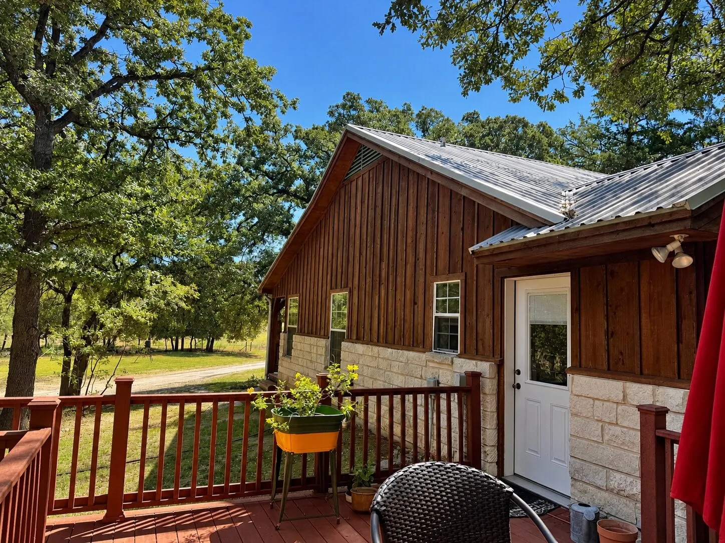 SIDE ENTRY FROM COMPOSITE DECK