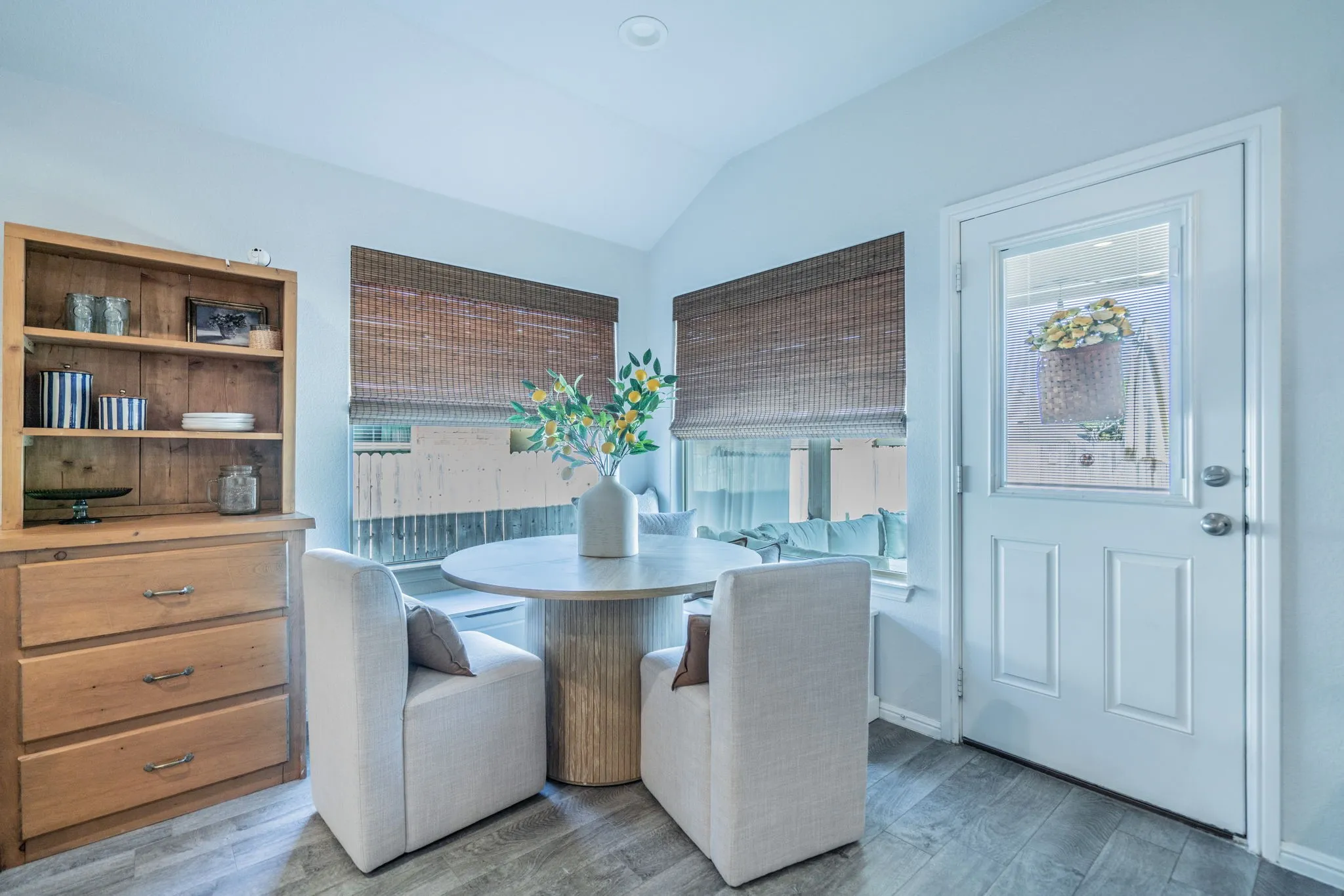 Kitchen nook