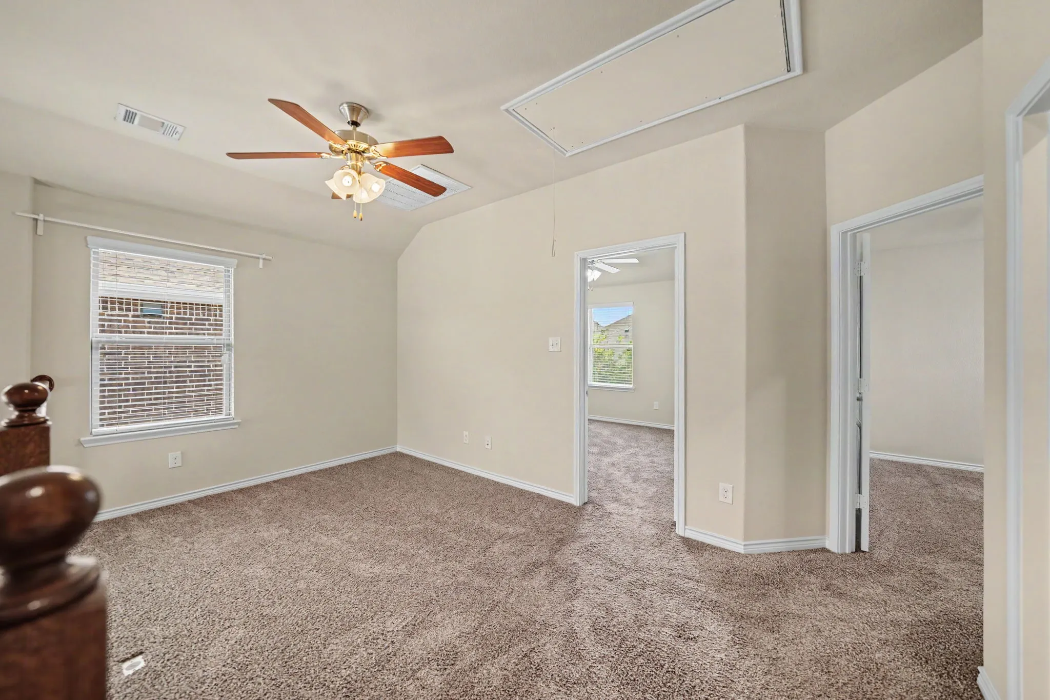 Single Family Residence For Sale in Collin County , 9817 Diamondback, Mc Kinney, Texas 75071, 3 Bedroom, 3 Bathroom, 2 Garage spaces, 1,837 Sqft, built in 2017, mls#21383948, Real Estate Agent in Mc Kinney, Homes For Sale in Collin county, Homes For Sale in Mc Kinney, Realtor in Mc Kinney Texas, Real Estate Brokerage Independent Realty Texas, Luminita Cordes Realtor