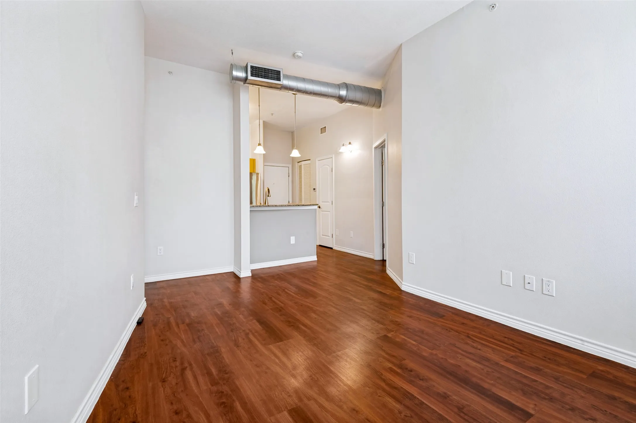 View towards kitchen