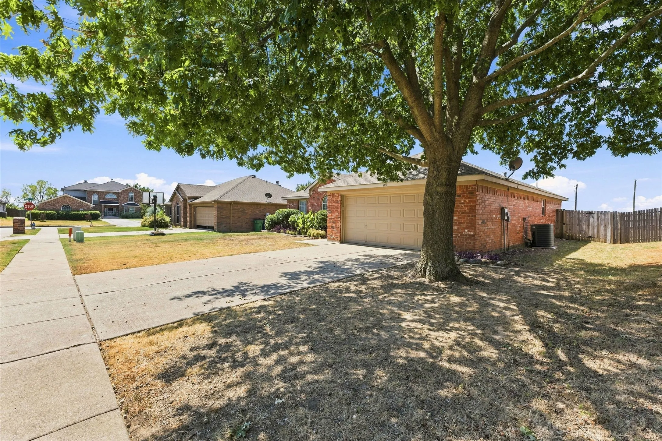 Pretty curb appeal and sidewalks in the neighborhood