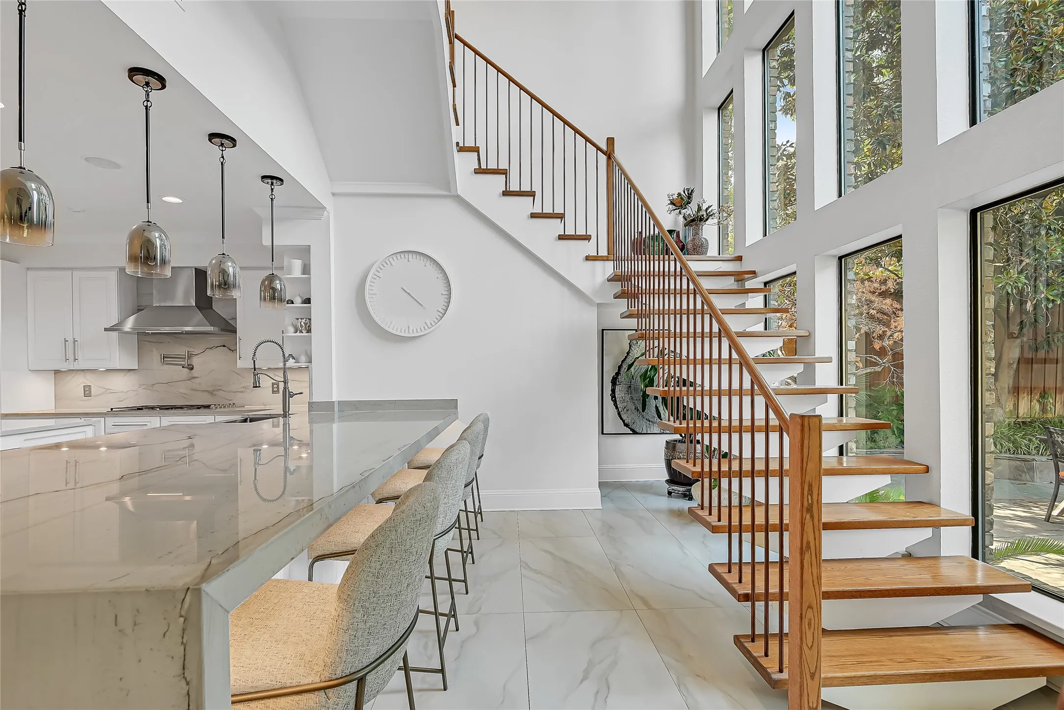 Single Family Residence For Sale in Collin County , 5819 Flintshire Lane, Dallas, Texas 75252, 5 Bedroom, 7 Bathroom, 3 Garage spaces, 6,001 Sqft, built in 1984, mls#21379640, Real Estate Agent in Dallas, Homes For Sale in Collin county, Homes For Sale in Dallas, Realtor in Dallas Texas, Real Estate Brokerage Independent Realty Texas, Luminita Cordes Realtor