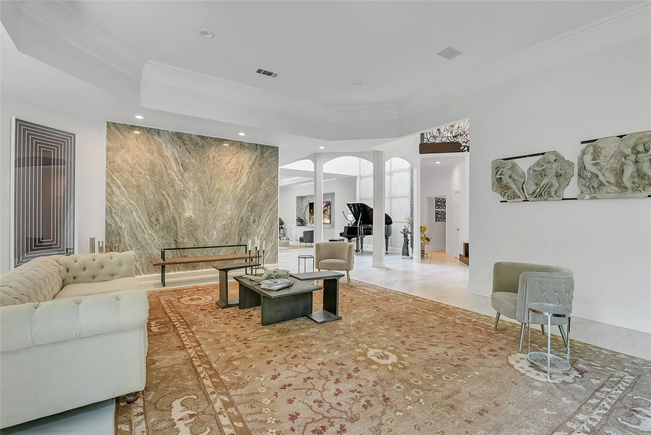 Single Family Residence For Sale in Collin County , 5819 Flintshire Lane, Dallas, Texas 75252, 5 Bedroom, 7 Bathroom, 3 Garage spaces, 6,001 Sqft, built in 1984, mls#21379640, Real Estate Agent in Dallas, Homes For Sale in Collin county, Homes For Sale in Dallas, Realtor in Dallas Texas, Real Estate Brokerage Independent Realty Texas, Luminita Cordes Realtor
