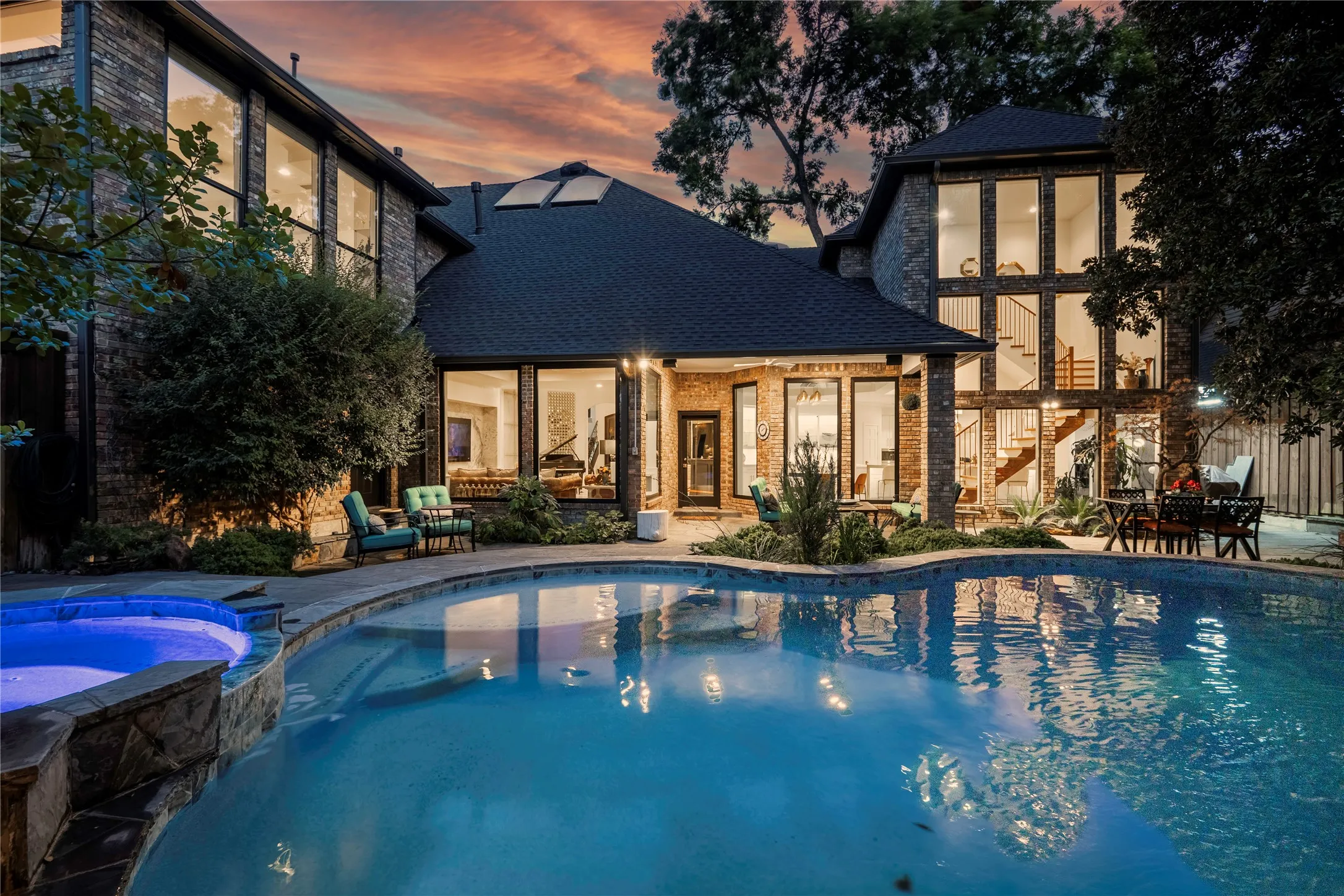 Single Family Residence For Sale in Collin County , 5819 Flintshire Lane, Dallas, Texas 75252, 5 Bedroom, 7 Bathroom, 3 Garage spaces, 6,001 Sqft, built in 1984, mls#21379640, Real Estate Agent in Dallas, Homes For Sale in Collin county, Homes For Sale in Dallas, Realtor in Dallas Texas, Real Estate Brokerage Independent Realty Texas, Luminita Cordes Realtor