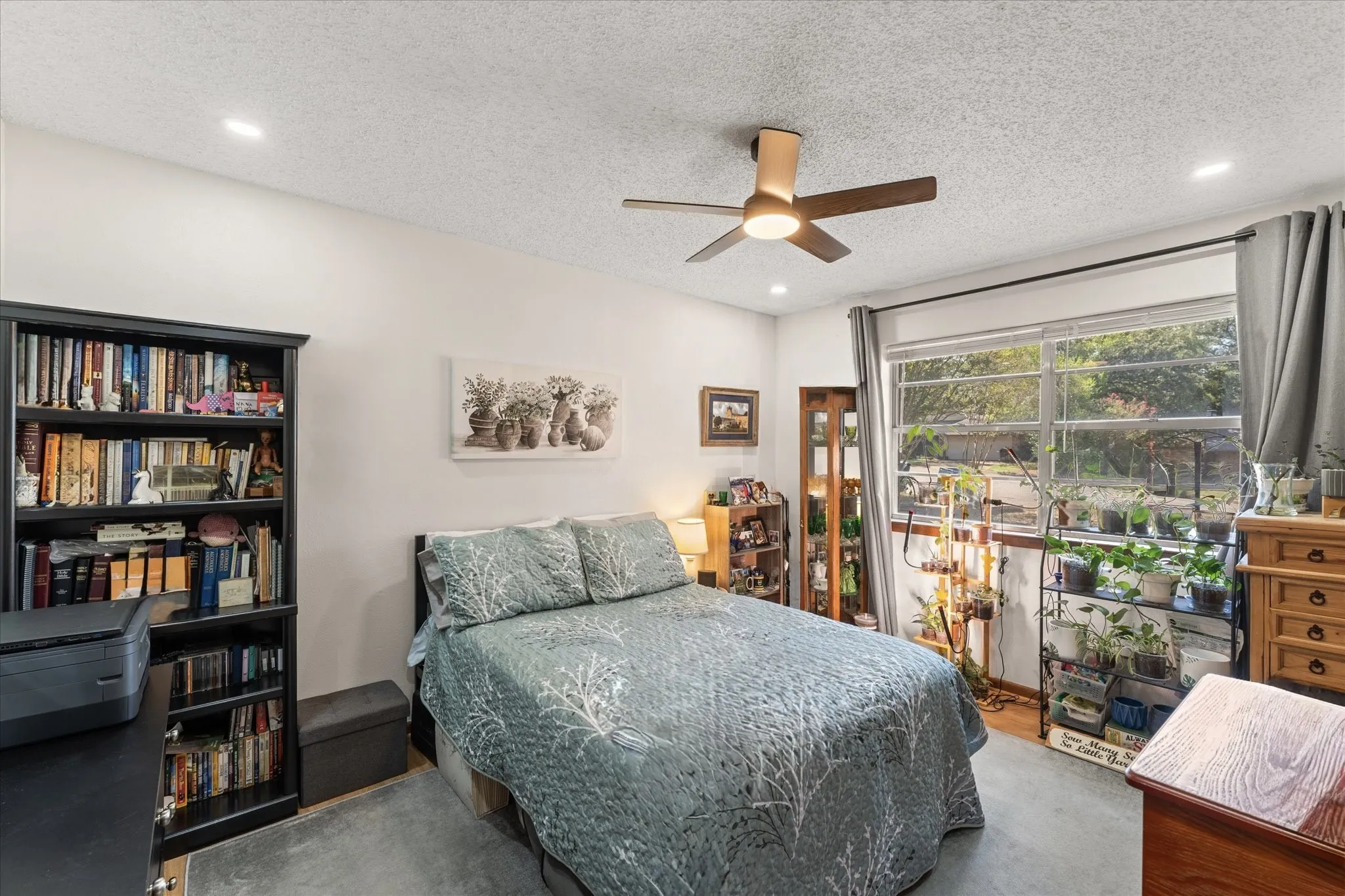 Single Family Residence For Sale in Henderson County , 107 Karen Court, Athens, Texas 75751, 3 Bedroom, 2 Bathroom, 2 Garage spaces, 1,513 Sqft, built in 1976, mls#21382944, Real Estate Agent in Athens, Homes For Sale in Henderson county, Homes For Sale in Athens, Realtor in Athens Texas, Real Estate Brokerage Independent Realty Texas, Luminita Cordes Realtor