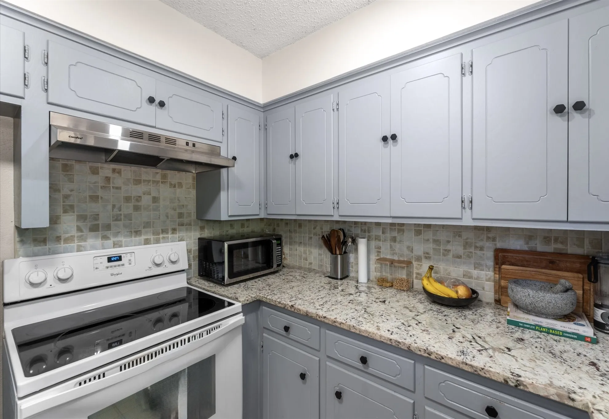 Single Family Residence For Sale in Henderson County , 107 Karen Court, Athens, Texas 75751, 3 Bedroom, 2 Bathroom, 2 Garage spaces, 1,513 Sqft, built in 1976, mls#21382944, Real Estate Agent in Athens, Homes For Sale in Henderson county, Homes For Sale in Athens, Realtor in Athens Texas, Real Estate Brokerage Independent Realty Texas, Luminita Cordes Realtor
