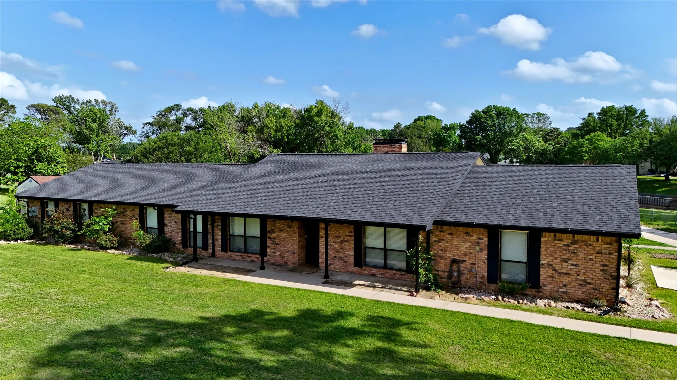 Gorgeous ranch-style home!