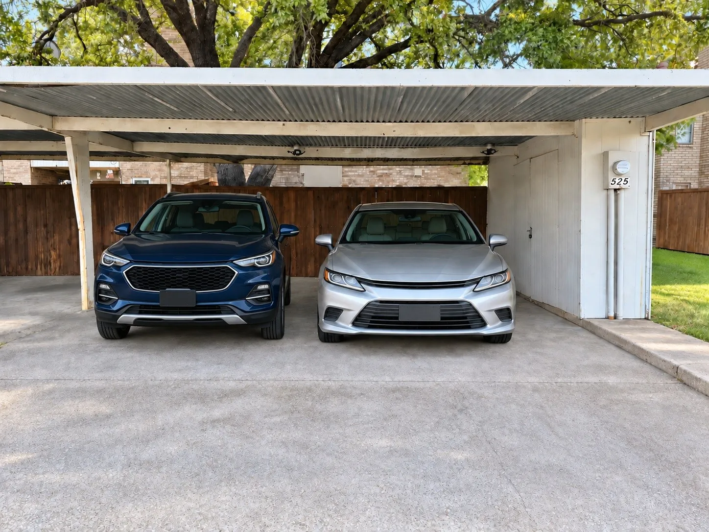 Townhouse For Sale in Dallas County , 525 Towne House Lane, Richardson, Texas 75081, 3 Bedroom, 3 Bathroom, Garage spaces, 1,606 Sqft, built in 1973, mls#21383938, Real Estate Agent in Richardson, Homes For Sale in Dallas county, Homes For Sale in Richardson, Realtor in Richardson Texas, Real Estate Brokerage Independent Realty Texas, Luminita Cordes Realtor
