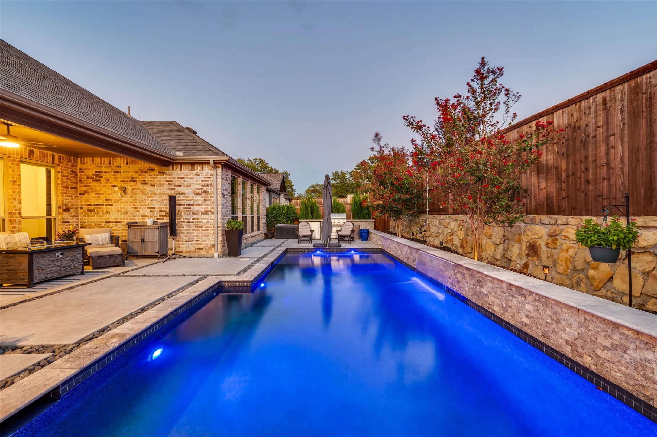 Single Family Residence For Sale in Denton County , 9700 Boulder Point Road, Oak Point, Texas 75068, 3 Bedroom, 4 Bathroom, 3 Garage spaces, 2,809 Sqft, built in 2022, mls#21382578, Real Estate Agent in Oak Point, Homes For Sale in Denton county, Homes For Sale in Oak Point, Realtor in Oak Point Texas, Real Estate Brokerage Independent Realty Texas, Luminita Cordes Realtor