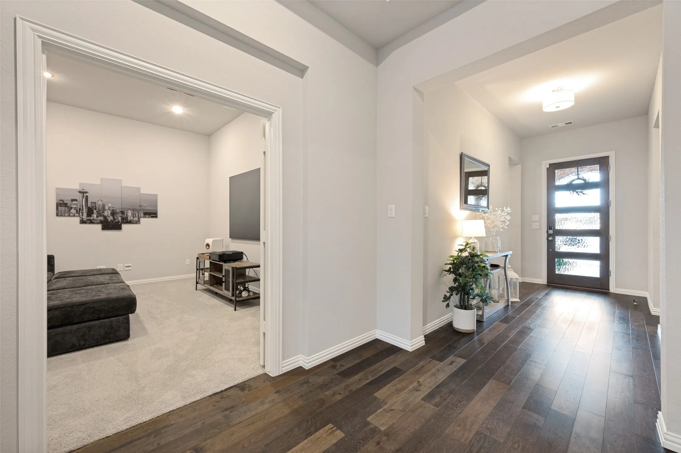 Single Family Residence For Sale in Denton County , 9700 Boulder Point Road, Oak Point, Texas 75068, 3 Bedroom, 4 Bathroom, 3 Garage spaces, 2,809 Sqft, built in 2022, mls#21382578, Real Estate Agent in Oak Point, Homes For Sale in Denton county, Homes For Sale in Oak Point, Realtor in Oak Point Texas, Real Estate Brokerage Independent Realty Texas, Luminita Cordes Realtor