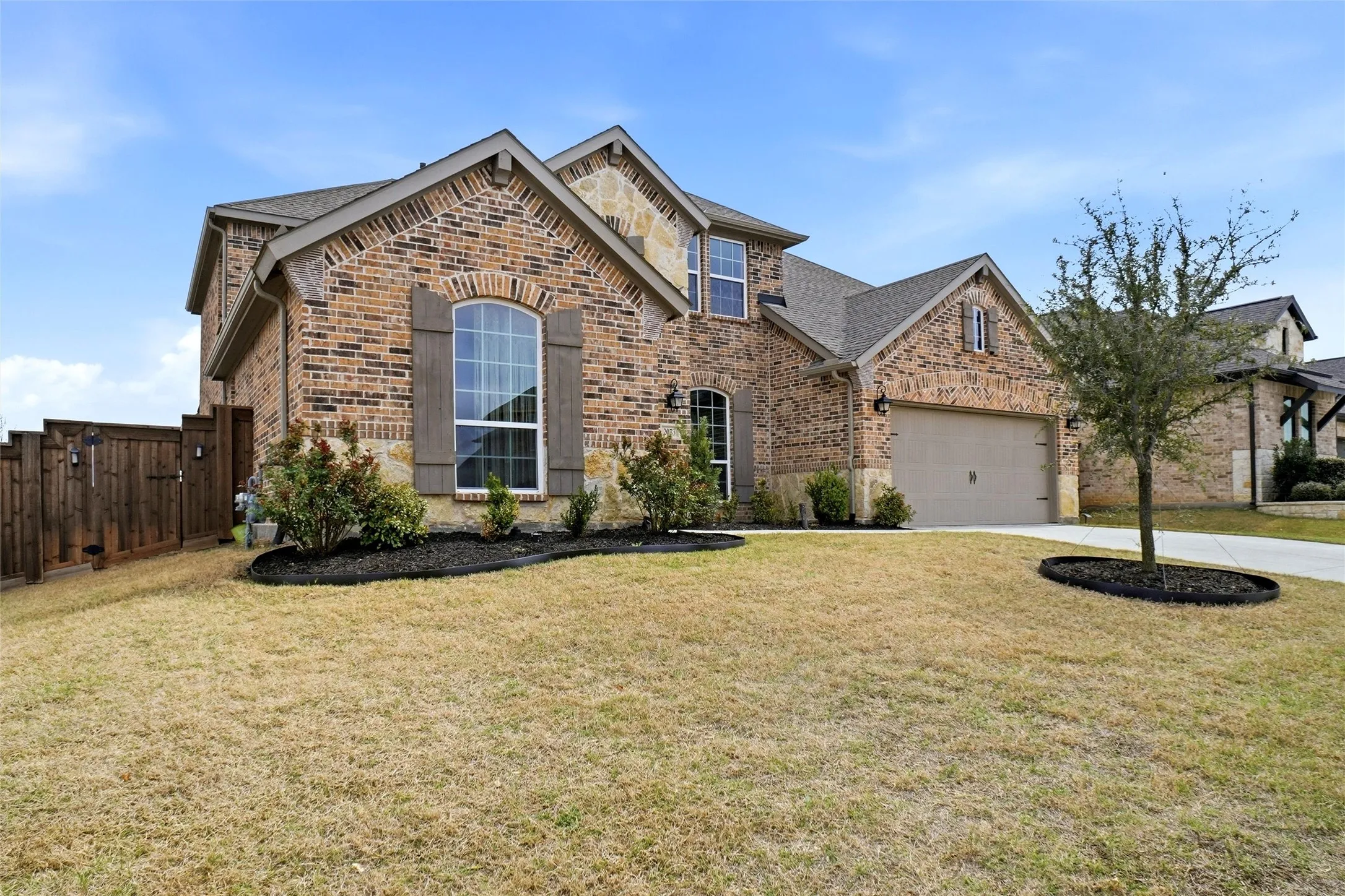 Single Family Residence For Rent in Tarrant County , 2073 Cloverfern Way, Haslet, Texas 76052, 4 Bedroom, 3 Bathroom, 2 Garage spaces, 3,448 Sqft, built in 2022, mls#21383452, Real Estate Agent in Haslet, Homes For Rent in Tarrant county, Homes For Rent in Haslet, Realtor in Haslet Texas, Real Estate Brokerage Independent Realty Texas, Luminita Cordes Realtor