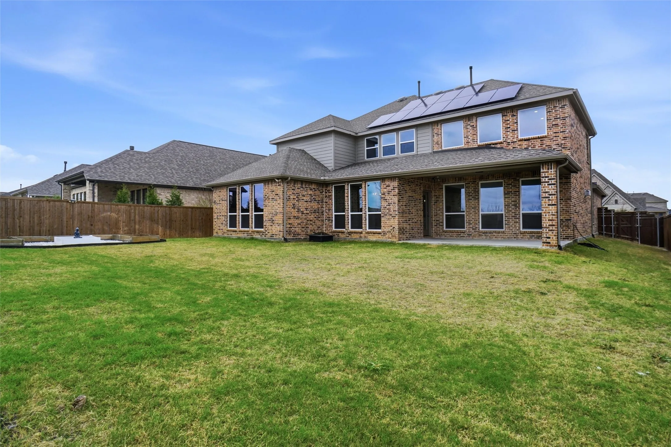 Single Family Residence For Rent in Tarrant County , 2073 Cloverfern Way, Haslet, Texas 76052, 4 Bedroom, 3 Bathroom, 2 Garage spaces, 3,448 Sqft, built in 2022, mls#21383452, Real Estate Agent in Haslet, Homes For Rent in Tarrant county, Homes For Rent in Haslet, Realtor in Haslet Texas, Real Estate Brokerage Independent Realty Texas, Luminita Cordes Realtor