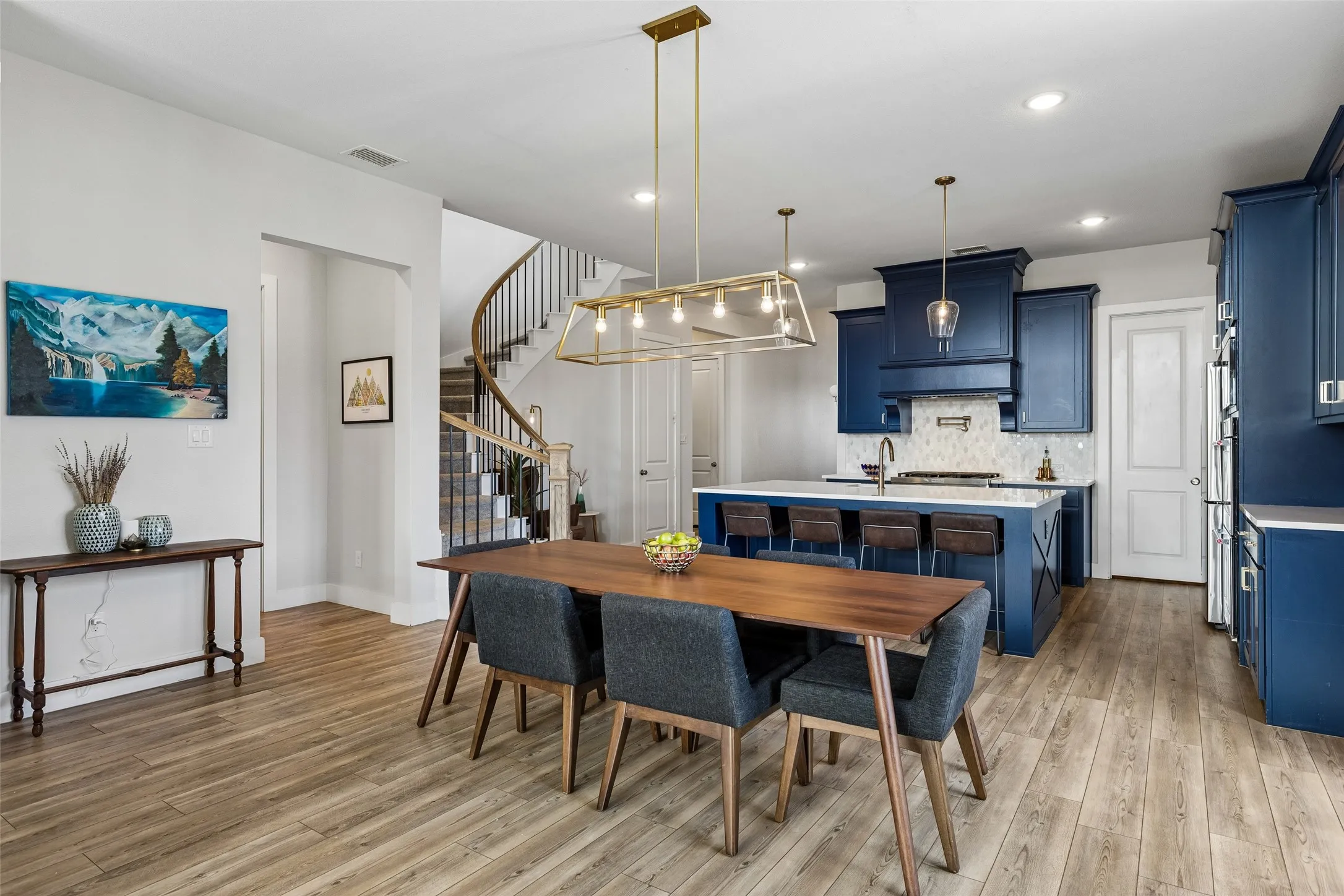 Single Family Residence For Sale in Collin County , 13073 Cabana Drive, Frisco, Texas 75035, 4 Bedroom, 3 Bathroom, 2 Garage spaces, 3,622 Sqft, built in 2020, mls#21383074, Real Estate Agent in Frisco, Homes For Sale in Collin county, Homes For Sale in Frisco, Realtor in Frisco Texas, Real Estate Brokerage Independent Realty Texas, Luminita Cordes Realtor