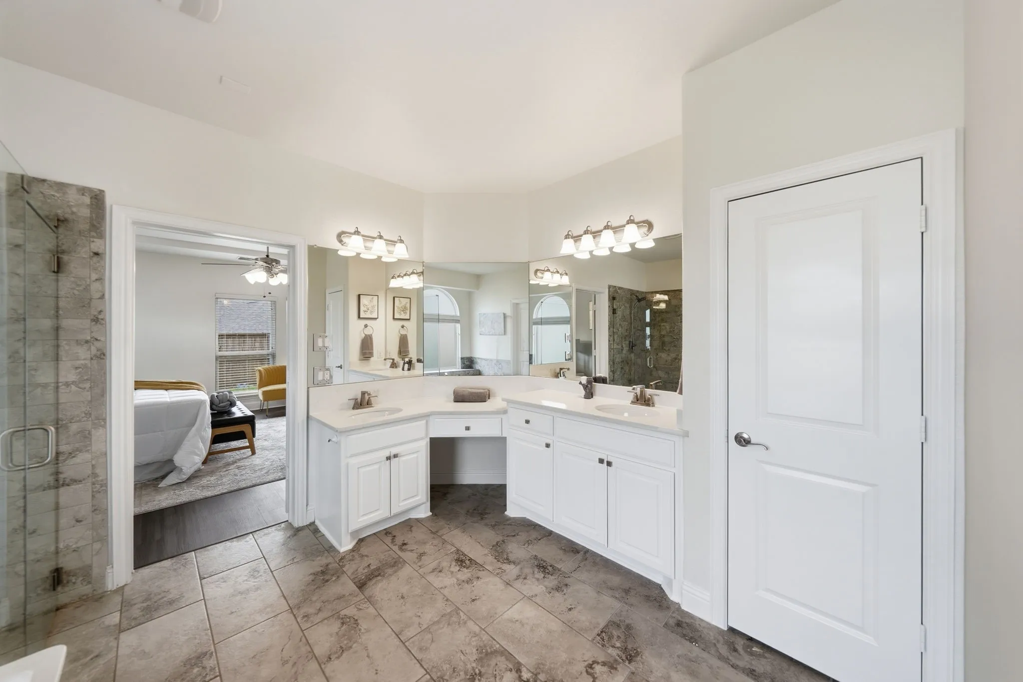 Single Family Residence For Sale in Collin County , 1824 Silvery Canoe Way, St Paul, Texas 75098, 7 Bedroom, 4 Bathroom, 2 Garage spaces, 4,273 Sqft, built in 2018, mls#21383989, Real Estate Agent in St Paul, Homes For Sale in Collin county, Homes For Sale in St Paul, Realtor in St Paul Texas, Real Estate Brokerage Independent Realty Texas, Luminita Cordes Realtor