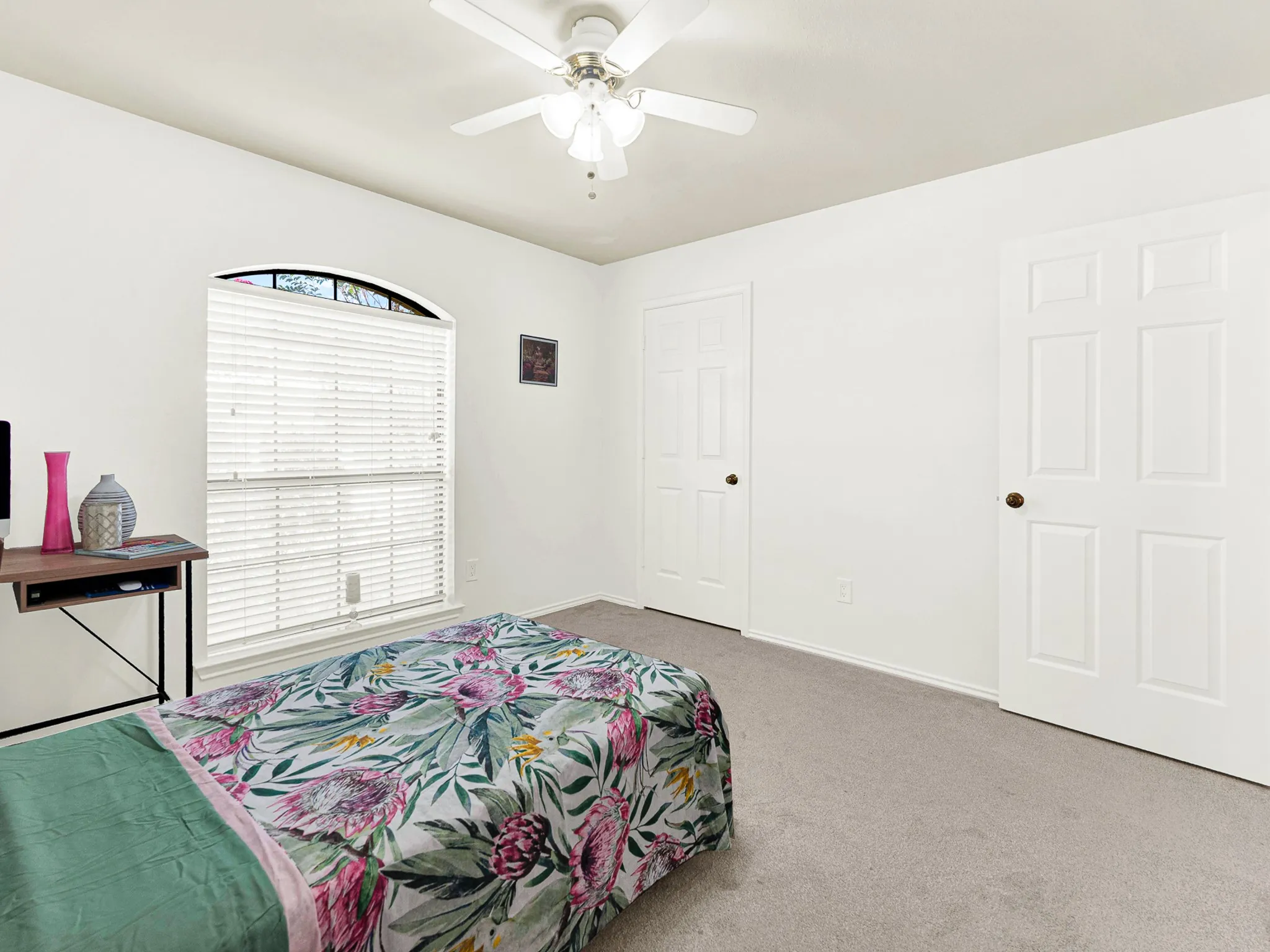Along with a large walk in closet.
