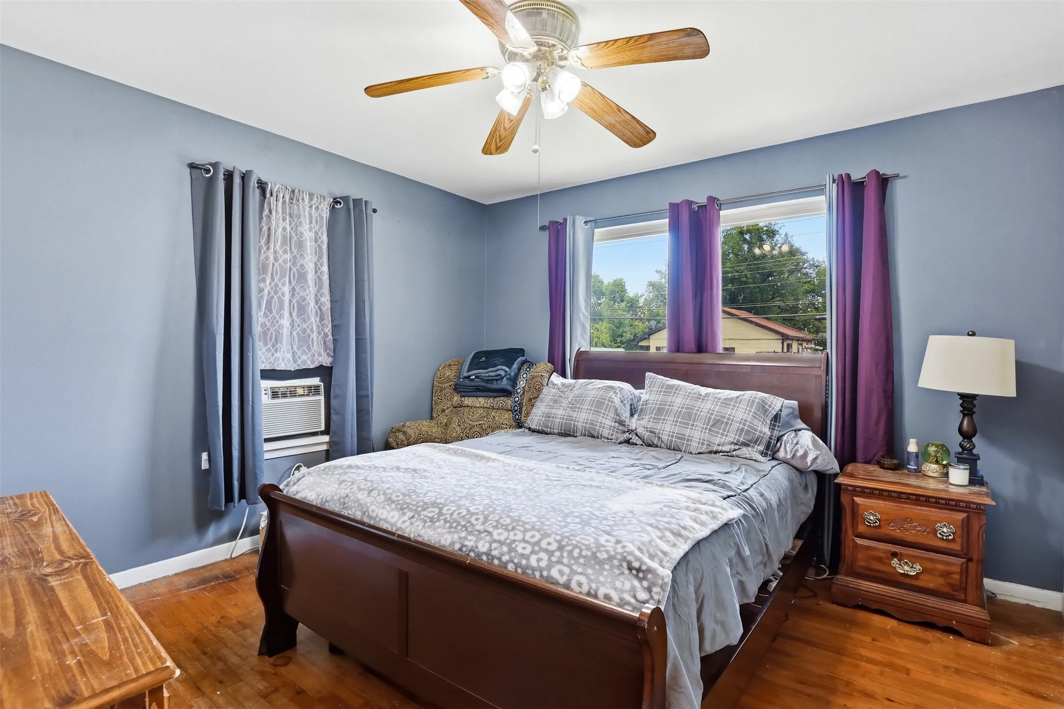 Single Family Residence For Sale in Tarrant County , 4304 Hodgkins Road, Lake Worth, Texas 76135, 3 Bedroom, 1 Bathroom, 1 Garage spaces, 1,101 Sqft, built in 1957, mls#21383991, Real Estate Agent in Lake Worth, Homes For Sale in Tarrant county, Homes For Sale in Lake Worth, Realtor in Lake Worth Texas, Real Estate Brokerage Independent Realty Texas, Luminita Cordes Realtor