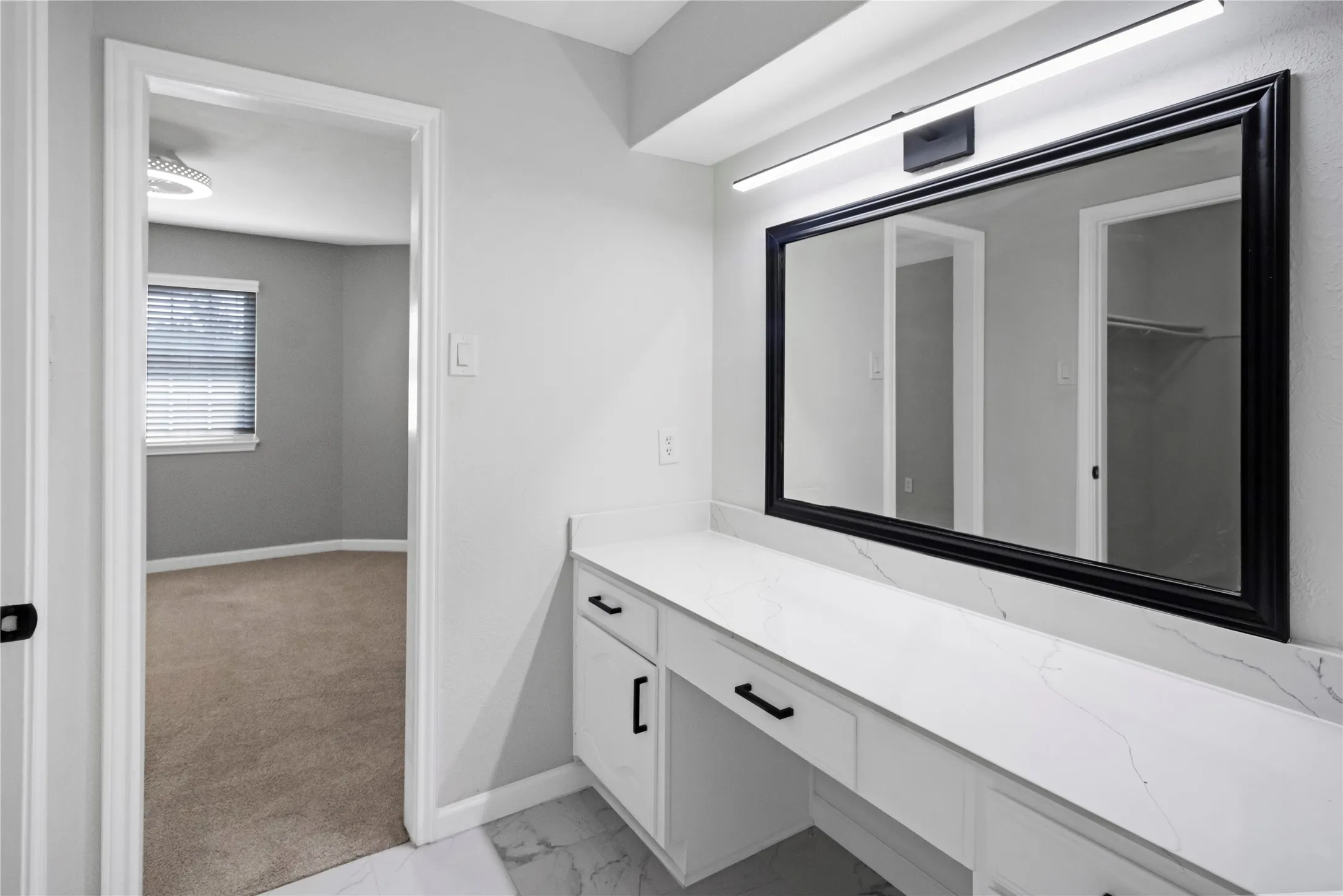 Condominium For Rent in Dallas County , 2835 Keller Springs Road 903, Carrollton, Texas 75006, 2 Bedroom, 3 Bathroom, Garage spaces, 1,264 Sqft, built in 1982, mls#21383997, Real Estate Agent in Carrollton, Homes For Rent in Dallas county, Homes For Rent in Carrollton, Realtor in Carrollton Texas, Real Estate Brokerage Independent Realty Texas, Luminita Cordes Realtor