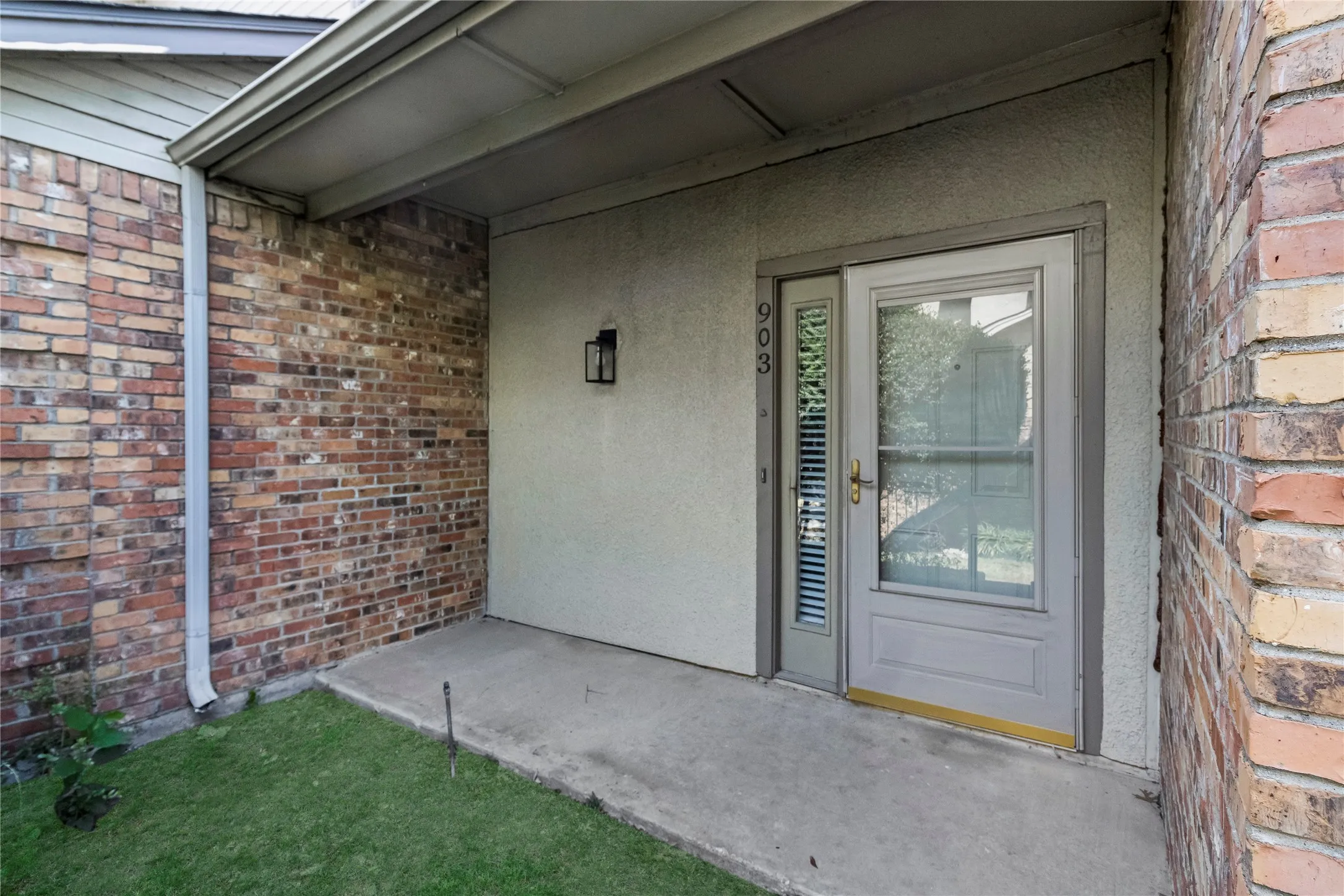 Condominium For Rent in Dallas County , 2835 Keller Springs Road 903, Carrollton, Texas 75006, 2 Bedroom, 3 Bathroom, Garage spaces, 1,264 Sqft, built in 1982, mls#21383997, Real Estate Agent in Carrollton, Homes For Rent in Dallas county, Homes For Rent in Carrollton, Realtor in Carrollton Texas, Real Estate Brokerage Independent Realty Texas, Luminita Cordes Realtor