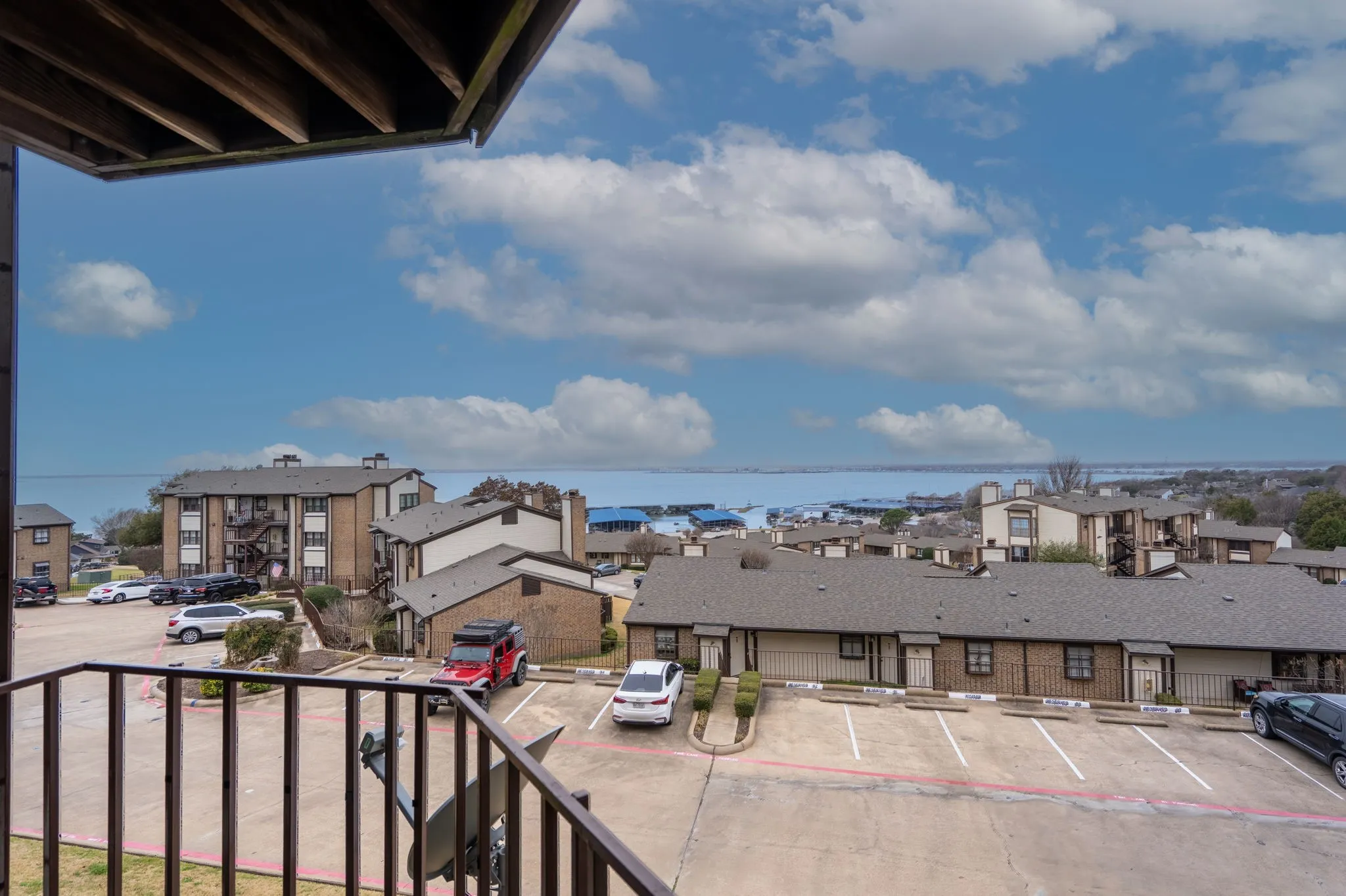 Condominium For Rent in Rockwall County , 205 Henry M Chandler Drive, Rockwall, Texas 75032, 1 Bedroom, 1 Bathroom, Garage spaces, 765 Sqft, built in 1982, mls#21383999, Real Estate Agent in Rockwall, Homes For Rent in Rockwall county, Homes For Rent in Rockwall, Realtor in Rockwall Texas, Real Estate Brokerage Independent Realty Texas, Luminita Cordes Realtor