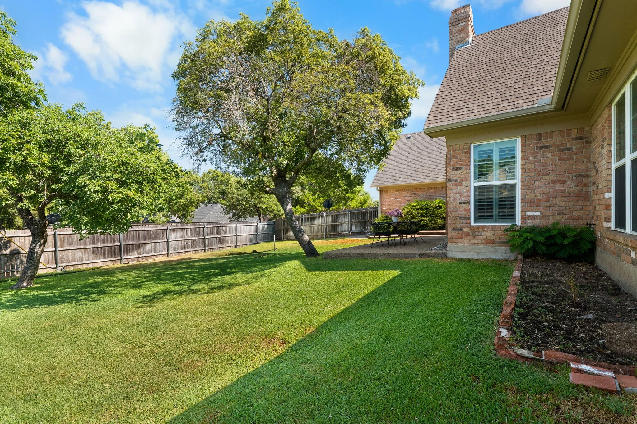 Single Family Residence For Sale in Mc Lennan County , 10026 Forest View Drive, Woodway, Texas 76712, 4 Bedroom, 3 Bathroom, 2 Garage spaces, 3,929 Sqft, built in 1984, mls#21383825, Real Estate Agent in Woodway, Homes For Sale in Mc Lennan county, Homes For Sale in Woodway, Realtor in Woodway Texas, Real Estate Brokerage Independent Realty Texas, Luminita Cordes Realtor