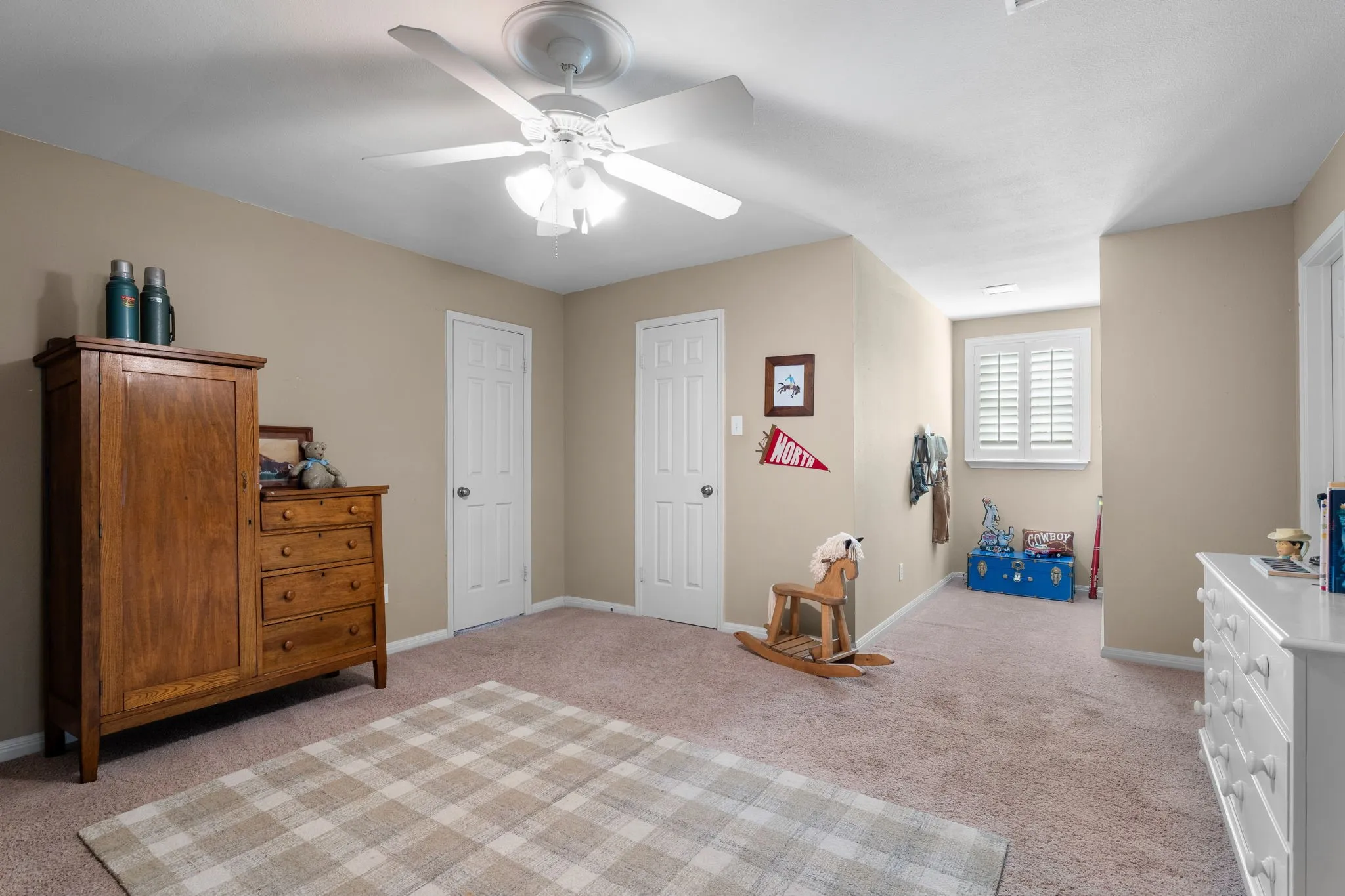 Single Family Residence For Sale in Mc Lennan County , 10026 Forest View Drive, Woodway, Texas 76712, 4 Bedroom, 3 Bathroom, 2 Garage spaces, 3,929 Sqft, built in 1984, mls#21383825, Real Estate Agent in Woodway, Homes For Sale in Mc Lennan county, Homes For Sale in Woodway, Realtor in Woodway Texas, Real Estate Brokerage Independent Realty Texas, Luminita Cordes Realtor
