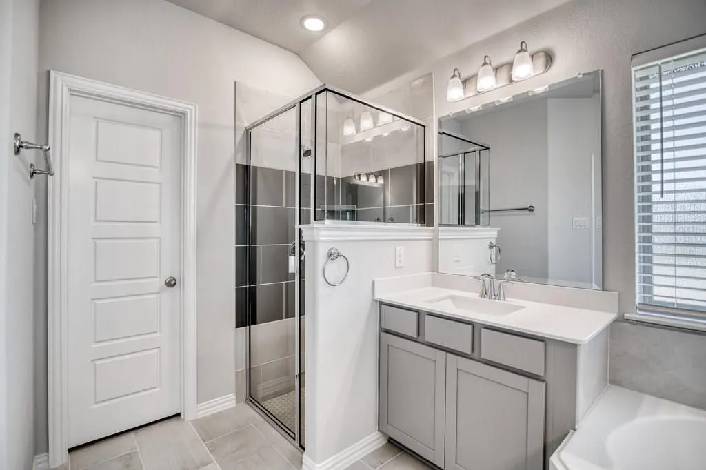 Single Family Residence For Sale in Denton County , 1909 Miramar Court, Little Elm, Texas 75068, 3 Bedroom, 2 Bathroom, 2 Garage spaces, 1,911 Sqft, built in 2020, mls#21383708, Real Estate Agent in Little Elm, Homes For Sale in Denton county, Homes For Sale in Little Elm, Realtor in Little Elm Texas, Real Estate Brokerage Independent Realty Texas, Luminita Cordes Realtor