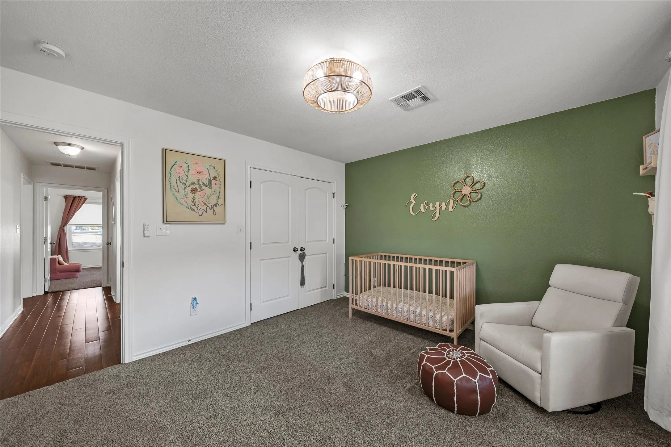 Single Family Residence For Sale in Mc Lennan County , 1004 N Main Street, West, Texas 76691, 3 Bedroom, 3 Bathroom, 2 Garage spaces, 2,301 Sqft, built in 2013, mls#21382923, Real Estate Agent in West, Homes For Sale in Mc Lennan county, Homes For Sale in West, Realtor in West Texas, Real Estate Brokerage Independent Realty Texas, Luminita Cordes Realtor