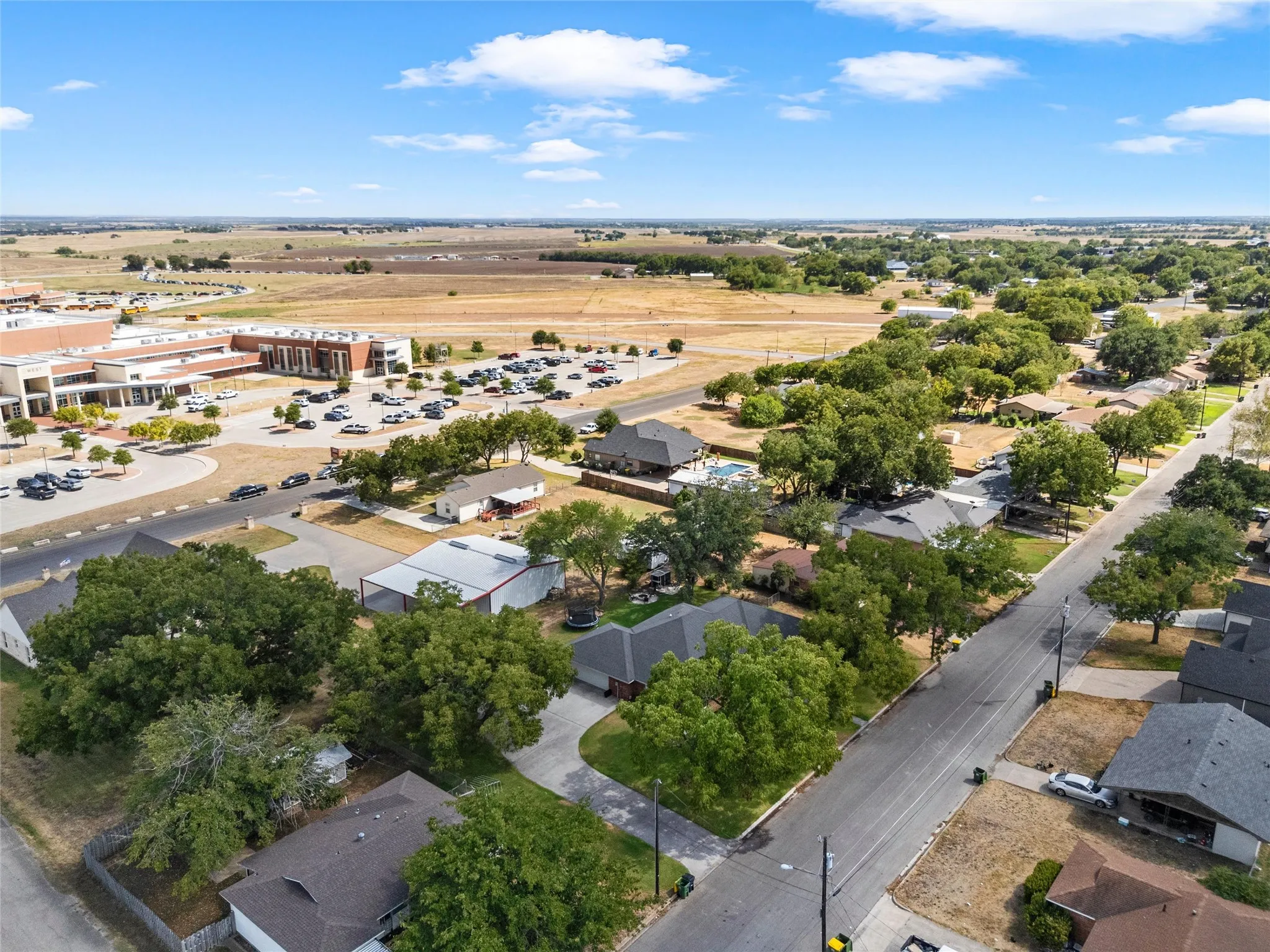Single Family Residence For Sale in Mc Lennan County , 1004 N Main Street, West, Texas 76691, 3 Bedroom, 3 Bathroom, 2 Garage spaces, 2,301 Sqft, built in 2013, mls#21382923, Real Estate Agent in West, Homes For Sale in Mc Lennan county, Homes For Sale in West, Realtor in West Texas, Real Estate Brokerage Independent Realty Texas, Luminita Cordes Realtor