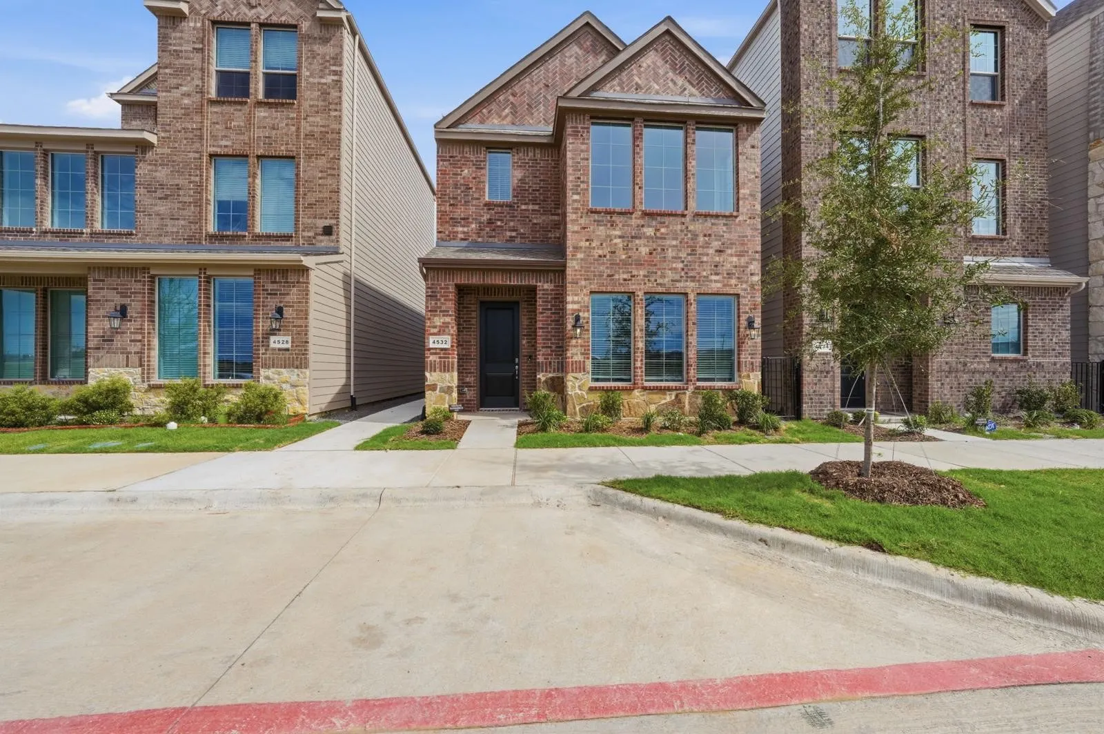 Single Family Residence For Rent in Collin County , 4532 Community Court, Plano, Texas 75024, 3 Bedroom, 3 Bathroom, 2 Garage spaces, 1,400 Sqft, built in 2026, mls#21383741, Real Estate Agent in Plano, Homes For Rent in Collin county, Homes For Rent in Plano, Realtor in Plano Texas, Real Estate Brokerage Independent Realty Texas, Luminita Cordes Realtor