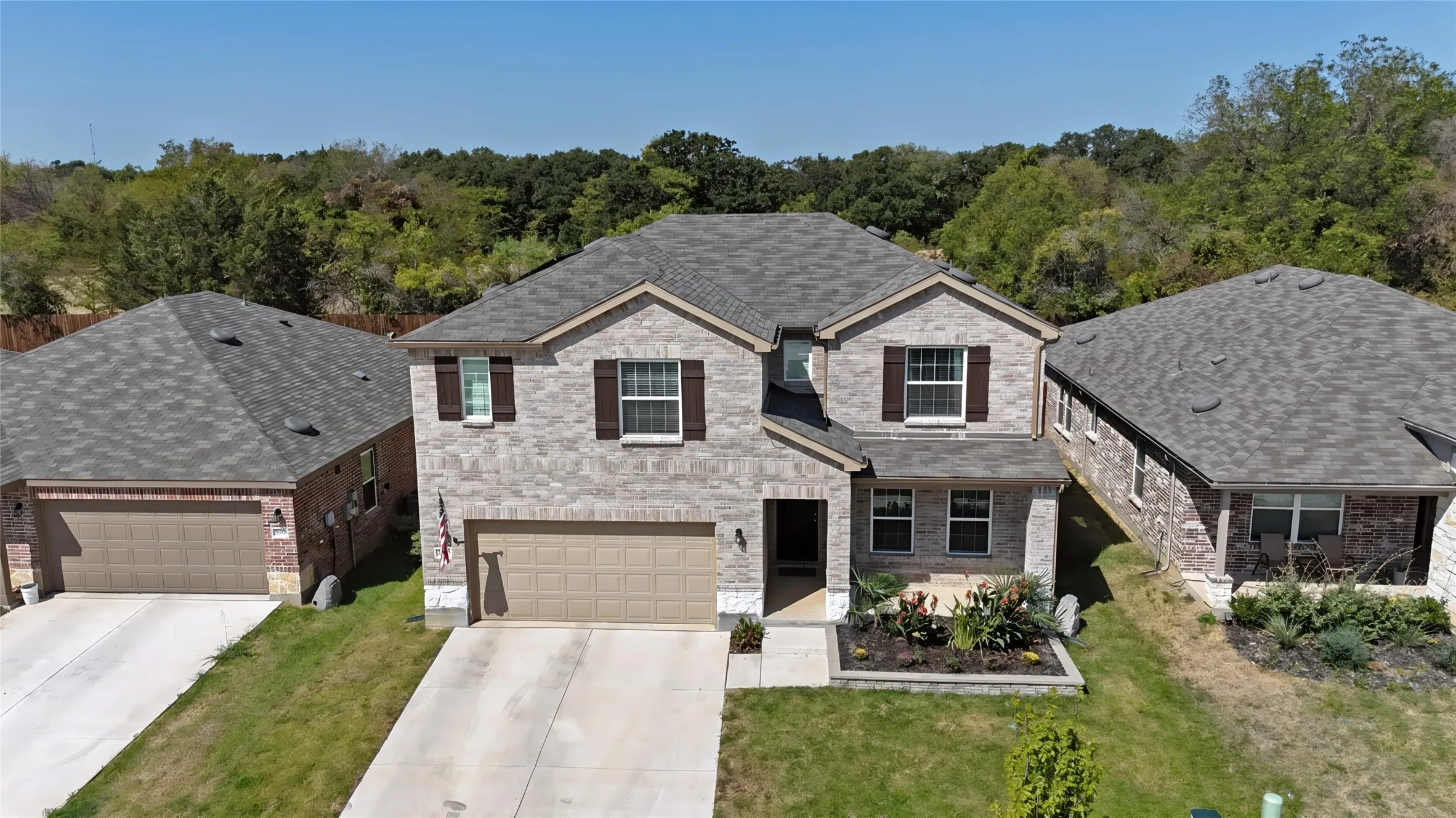Single Family Residence For Sale in Denton County , 2520 Pecan Park Drive, Denton, Texas 76208, 4 Bedroom, 3 Bathroom, 2 Garage spaces, 2,760 Sqft, built in 2023, mls#21383990, Real Estate Agent in Denton, Homes For Sale in Denton county, Homes For Sale in Denton, Realtor in Denton Texas, Real Estate Brokerage Independent Realty Texas, Luminita Cordes Realtor