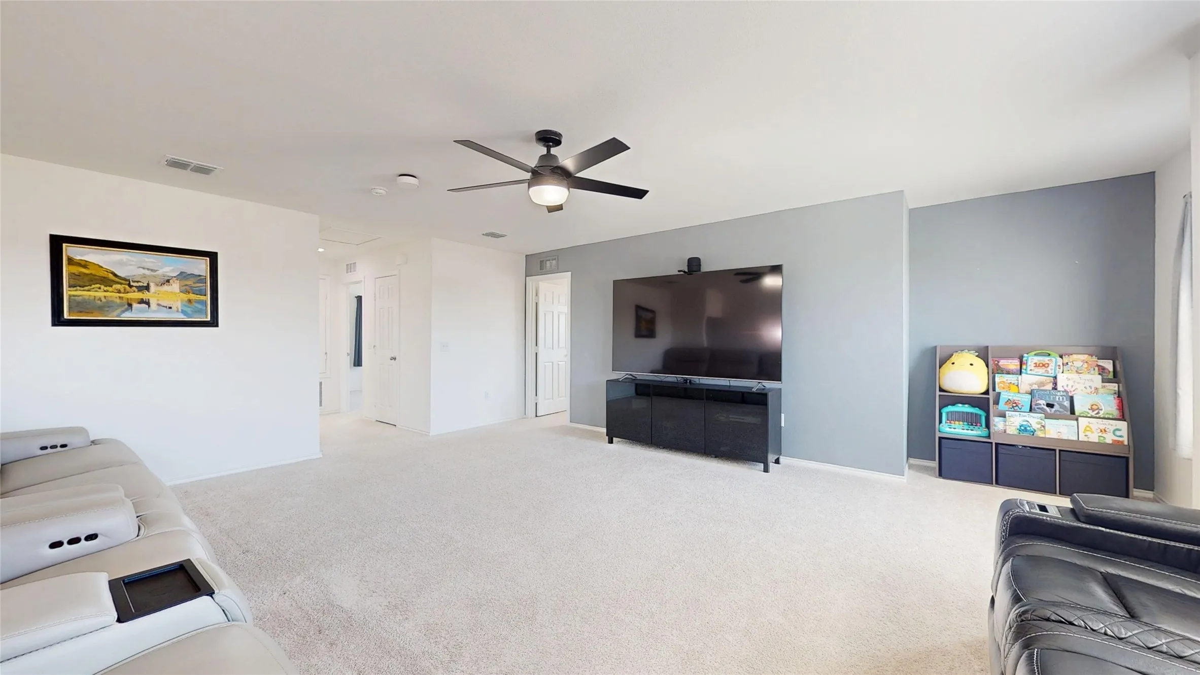 Single Family Residence For Sale in Denton County , 2520 Pecan Park Drive, Denton, Texas 76208, 4 Bedroom, 3 Bathroom, 2 Garage spaces, 2,760 Sqft, built in 2023, mls#21383990, Real Estate Agent in Denton, Homes For Sale in Denton county, Homes For Sale in Denton, Realtor in Denton Texas, Real Estate Brokerage Independent Realty Texas, Luminita Cordes Realtor